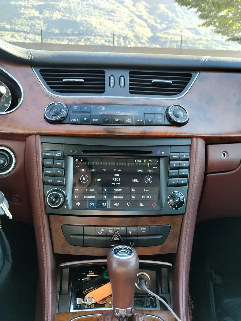 Mercedes-Benz CLS 320 CLS 320 cdi V6 - 2