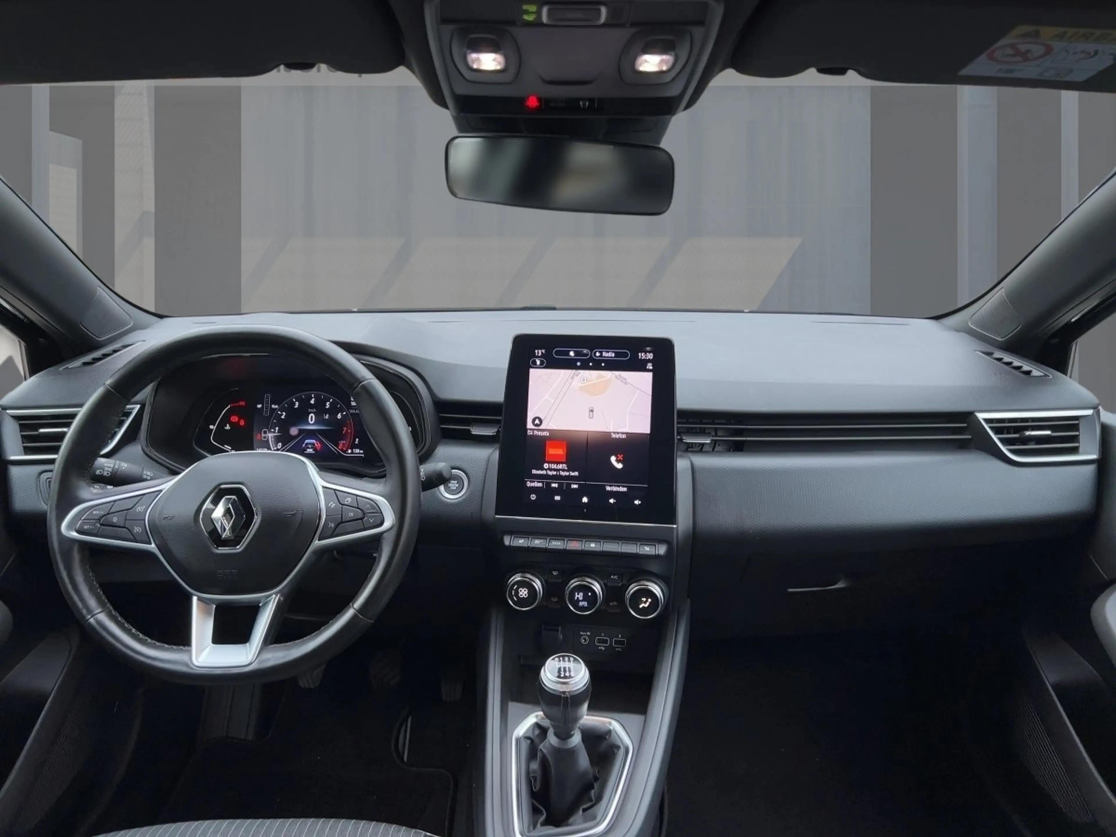 Renault Clio 1.3 TCe 140 Intens — photo 10