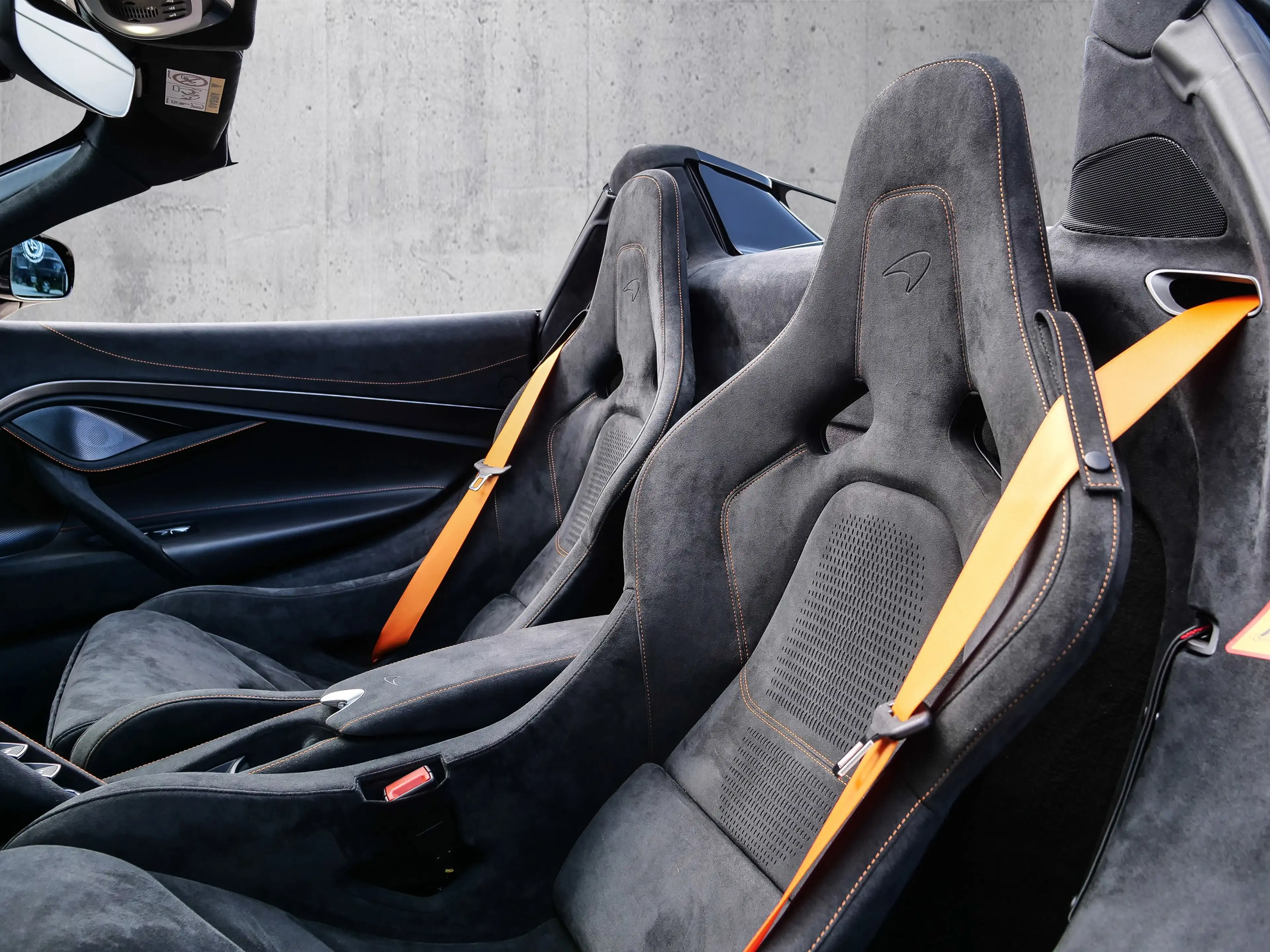 McLaren 750S Spider MSO Paint,Black Pack, B&W Sound, Lift — photo 14