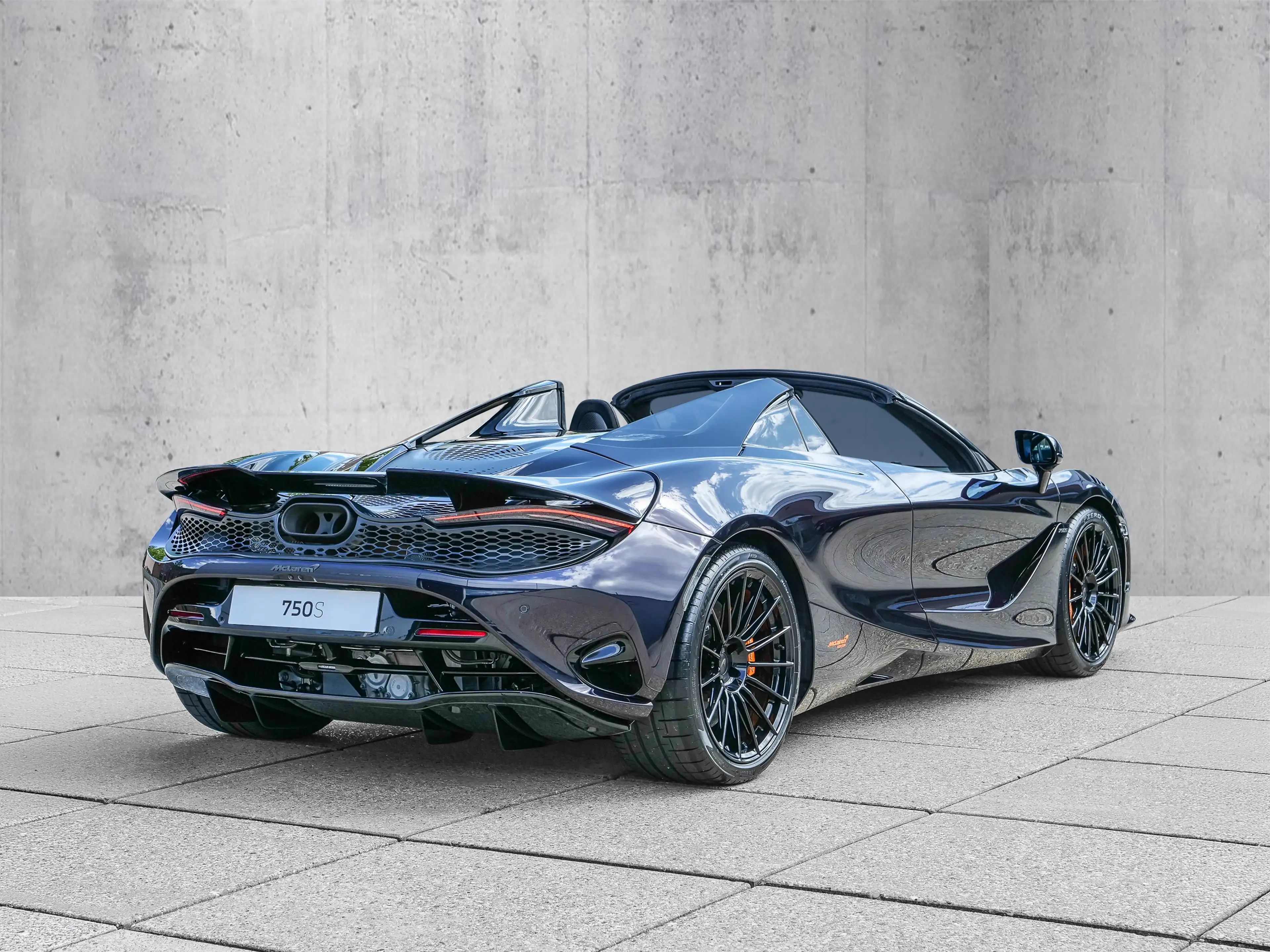 McLaren 750S Spider MSO Paint,Black Pack, B&W Sound, Lift — photo 3