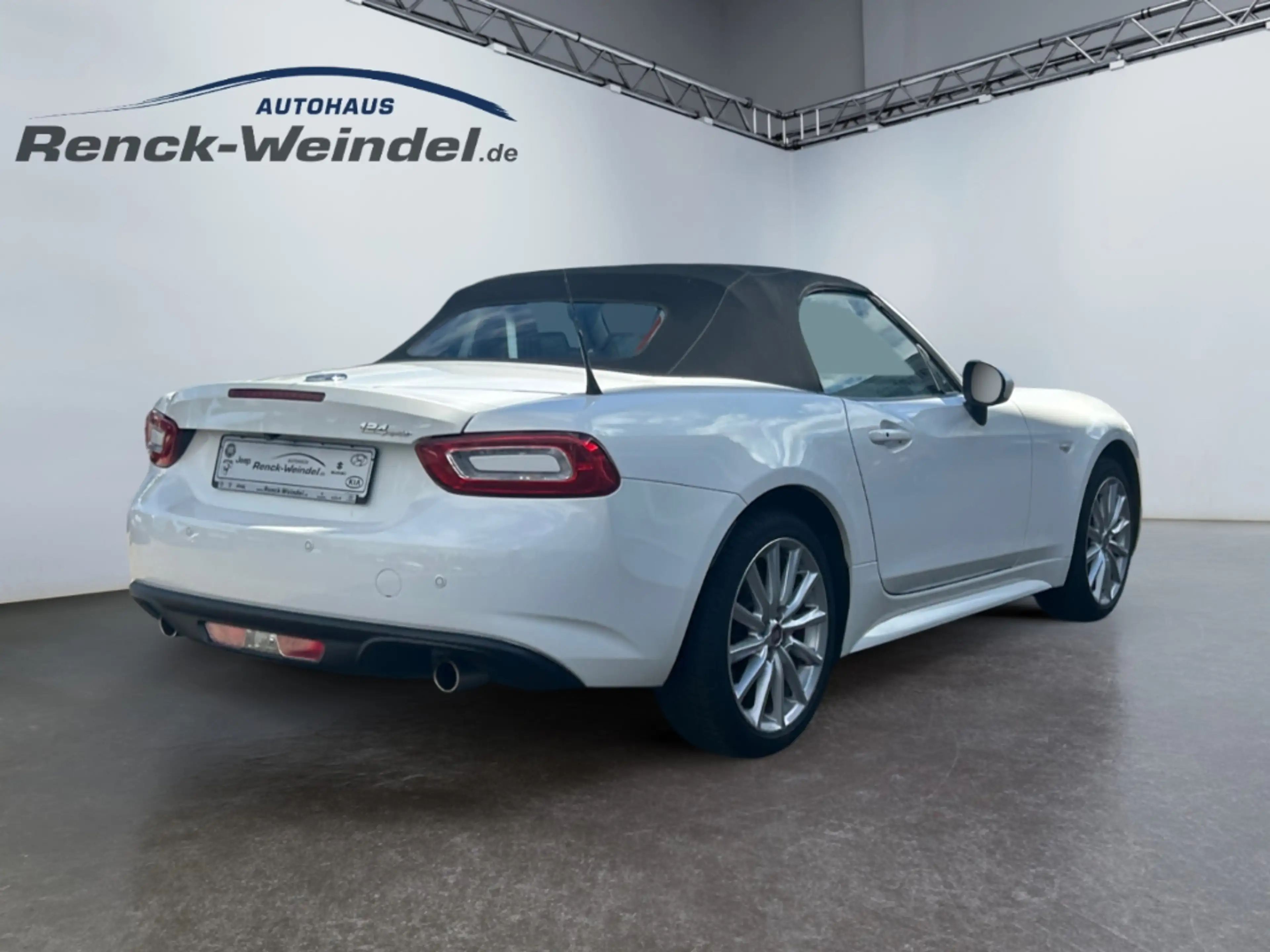Fiat 124 Spider Lusso 1.4 MultiAir Turbo Navi Soundsystem Bose Kli — photo 5