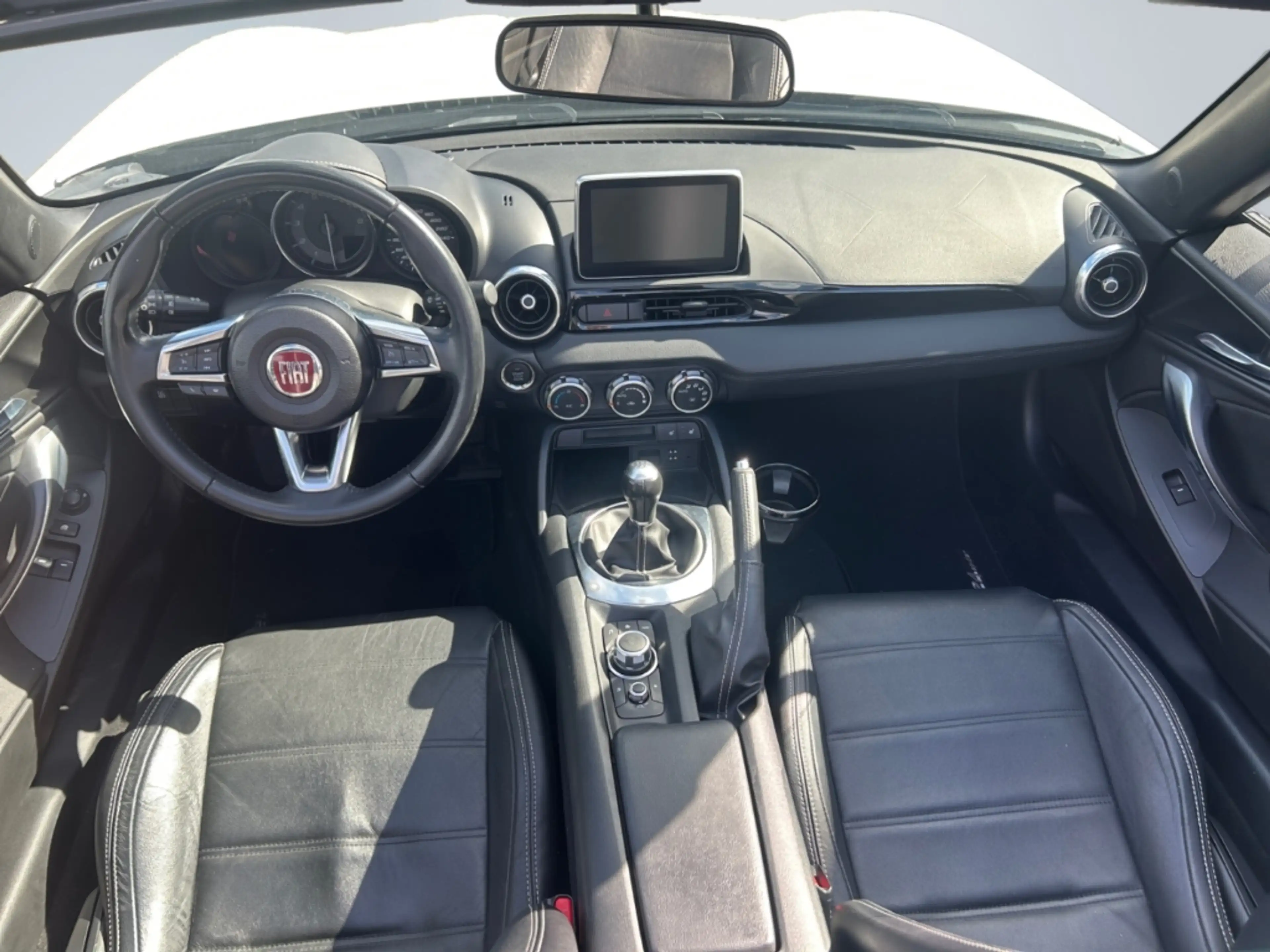Fiat 124 Spider Lusso 1.4 MultiAir Turbo Navi Soundsystem Bose Kli — photo 10