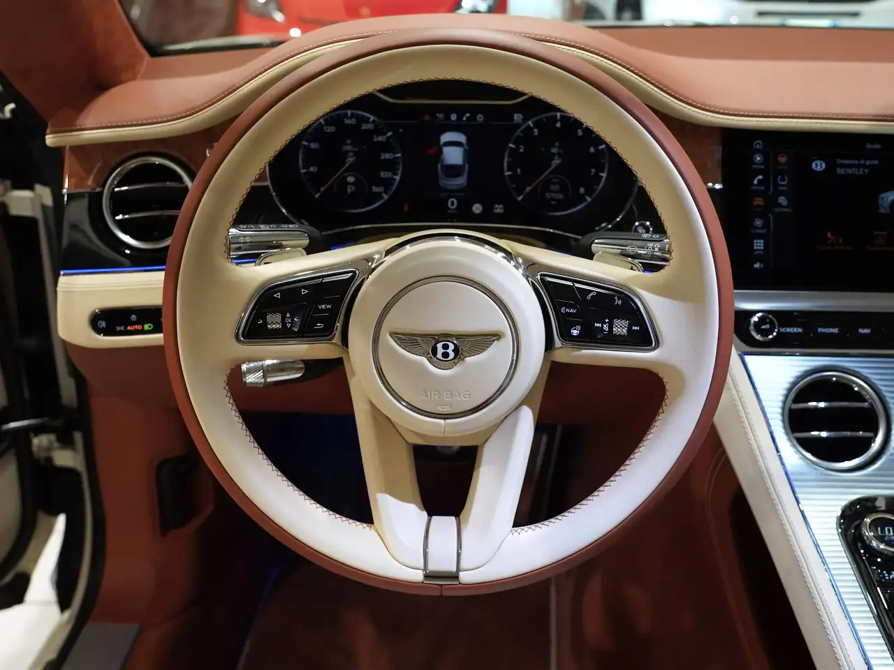 Bentley Continental GT 2021 — фото 12