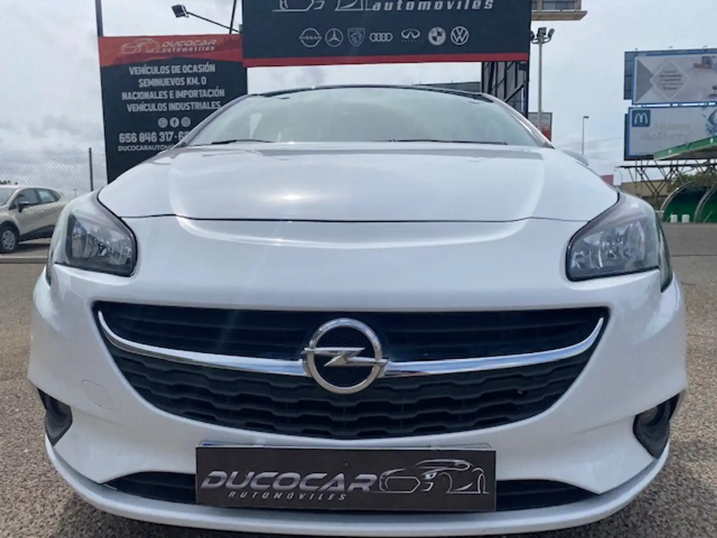 Opel Corsa 1.4 Business 90 Wit - 1