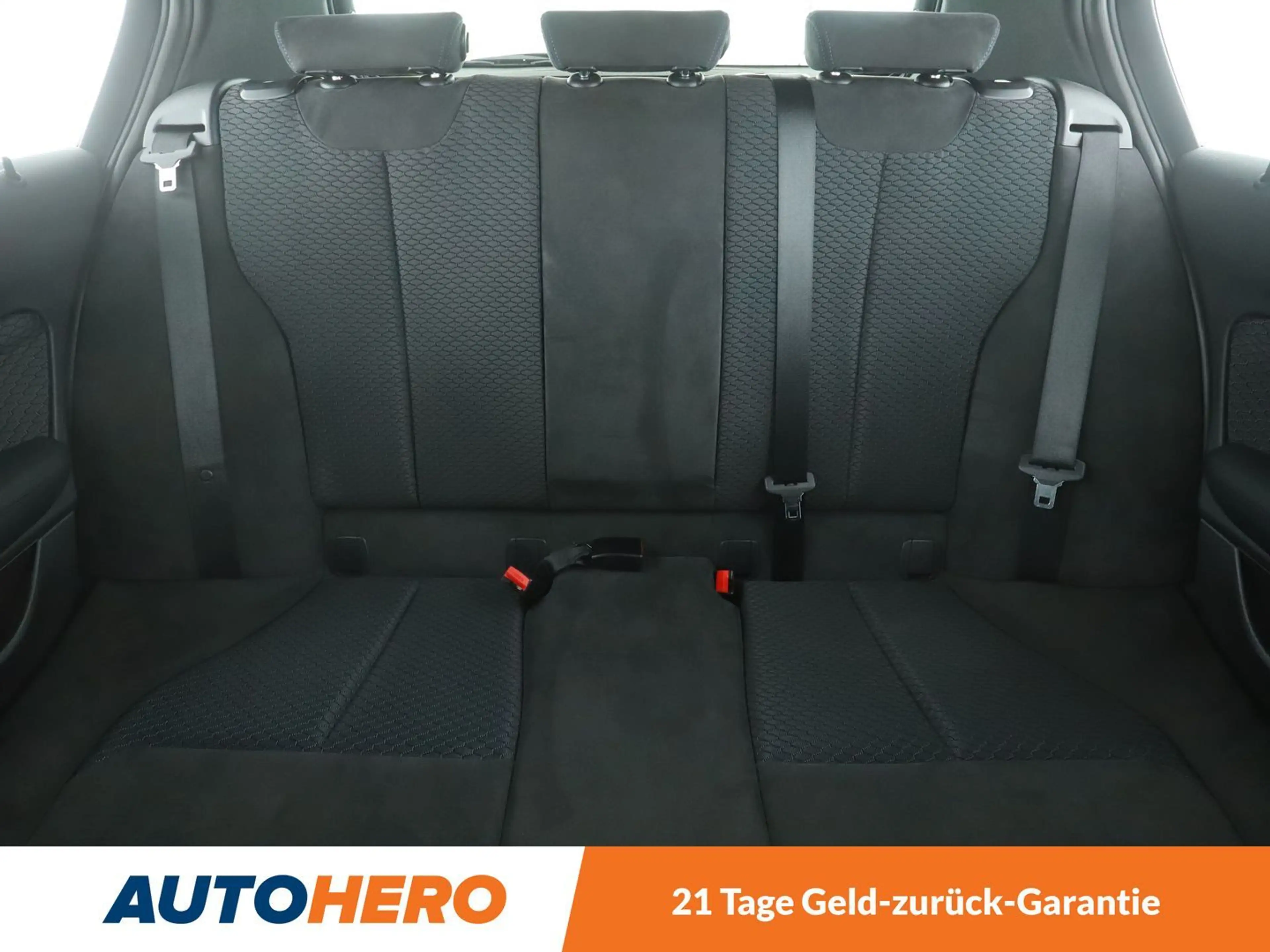 BMW 125 125i M Sport*NAVI*TEMPO*LED*PDC*SHZ* — photo 15