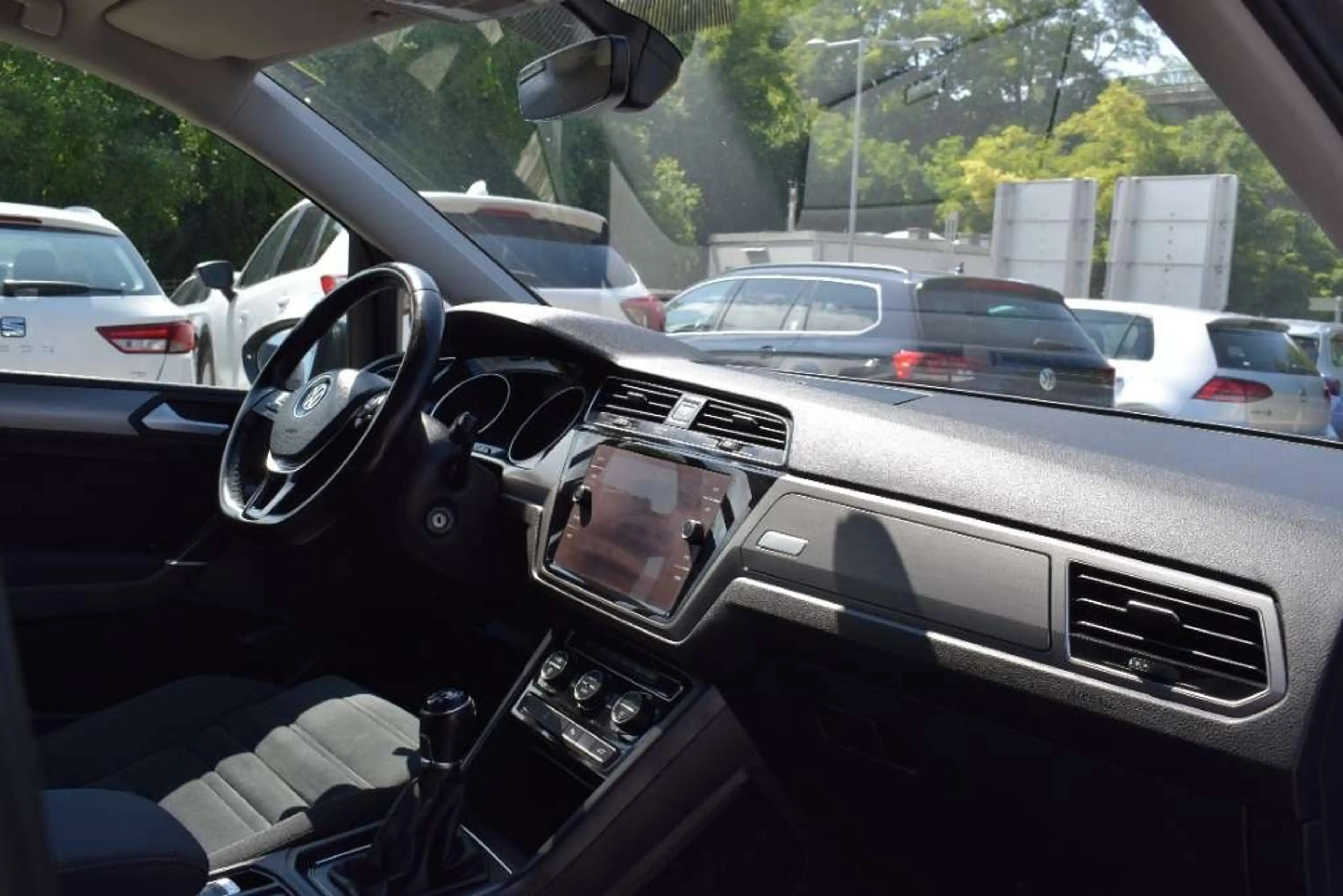 Volkswagen Touran Comfortline 1,6 SCR TDI — photo 14