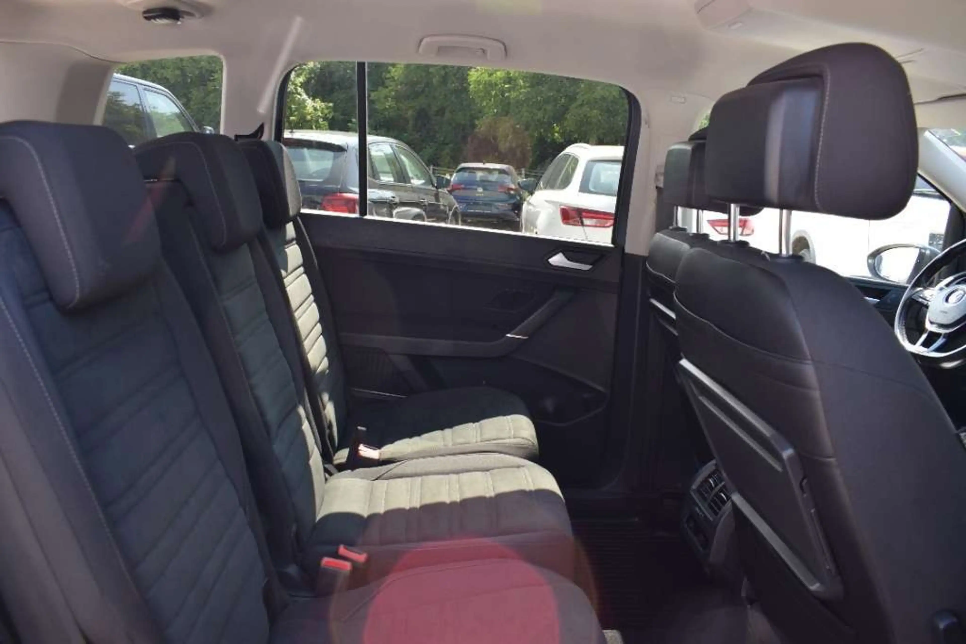 Volkswagen Touran Comfortline 1,6 SCR TDI — photo 13