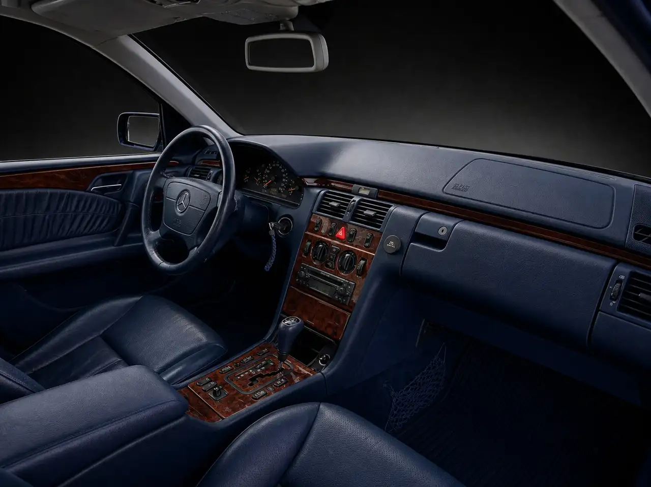 Mercedes-Benz E 240 E-Klasse Elegance/2xPDC/SHZ/LEDAR/KLIMA/AUTOMATIK, foto 9