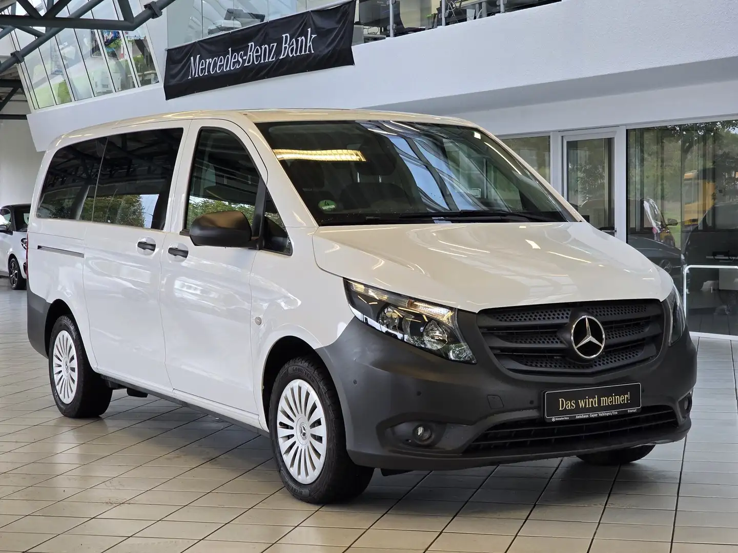 Mercedes-Benz Vito Tourer 114CDI Autom. KAMERA+TOTWINKEL+NAVI Weiß - 1