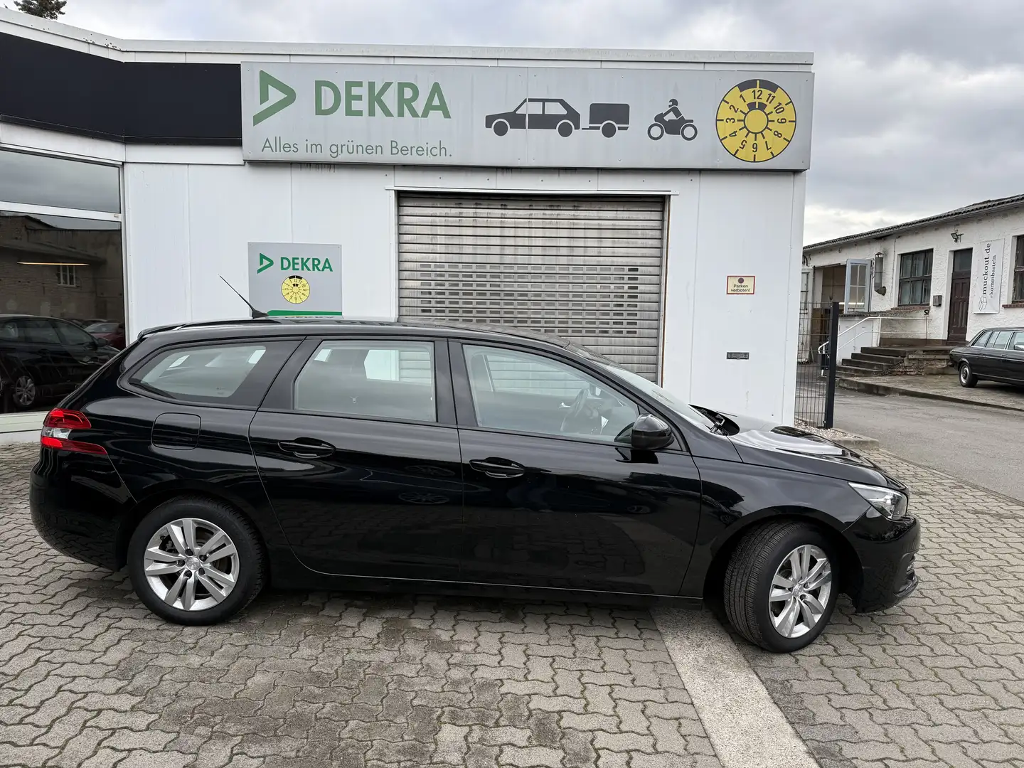 Peugeot 308 CW Active HDI mit Klima/Navi/PDC/Alus/Met./ESP/ Noir - 2