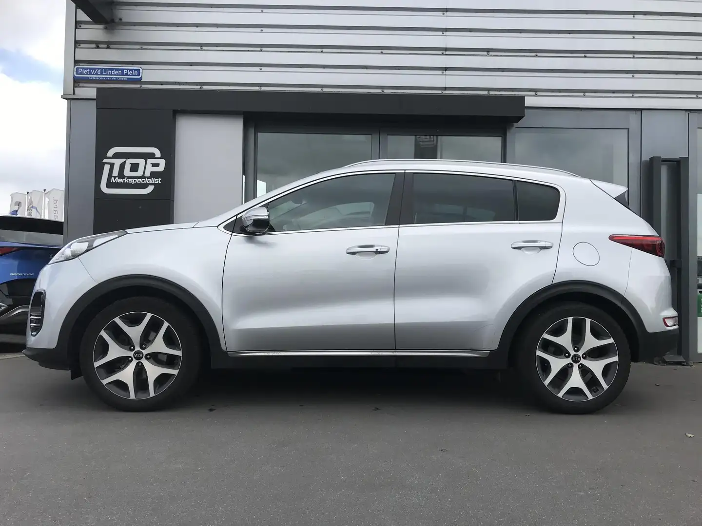 Kia Sportage 1.6 T-GDI GT-Line Panoramadak 177PK Kia Sportage 1 Grijs - 2