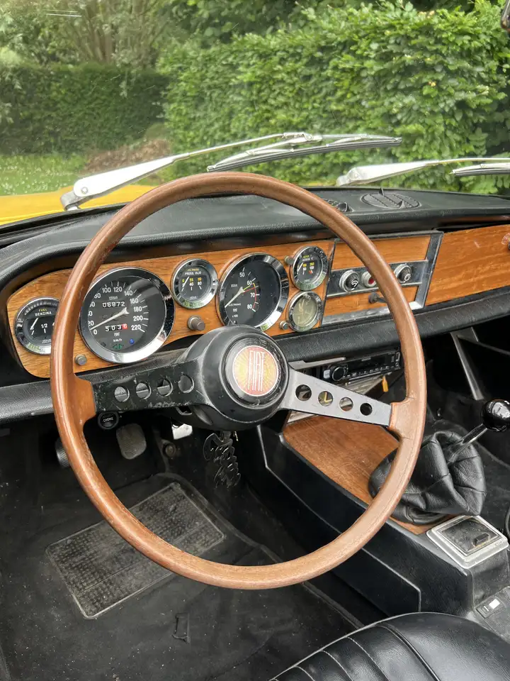 Fiat 124 Spider Sport Pininfarina, foto 4