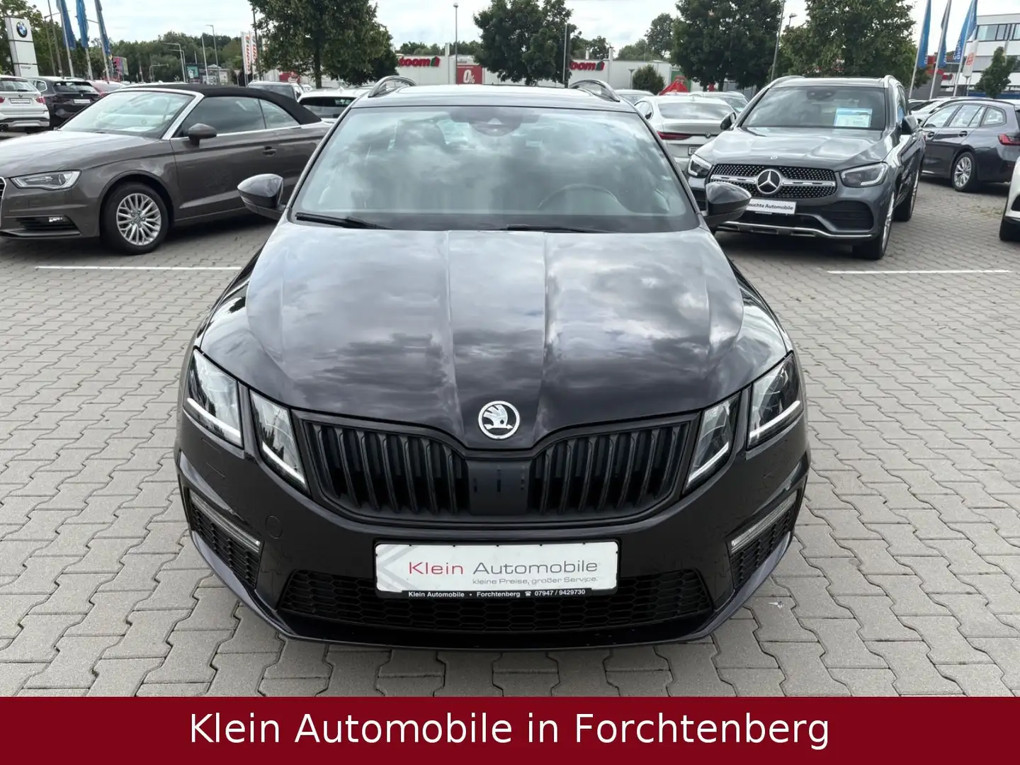 Skoda Octavia RS Aut. Navi LED Panorama ACC LaneAssist Schwarz - 2