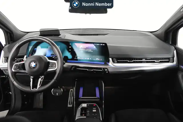 BMW 2 Series view 11