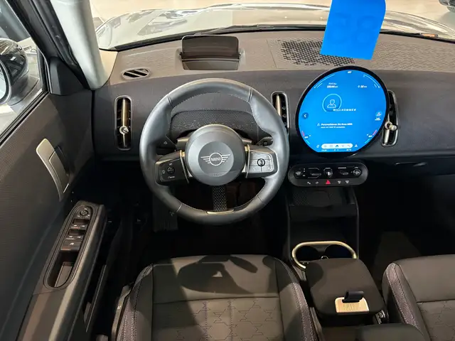 Mini Countryman view 15