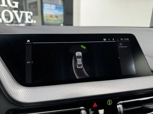 BMW I view 9
