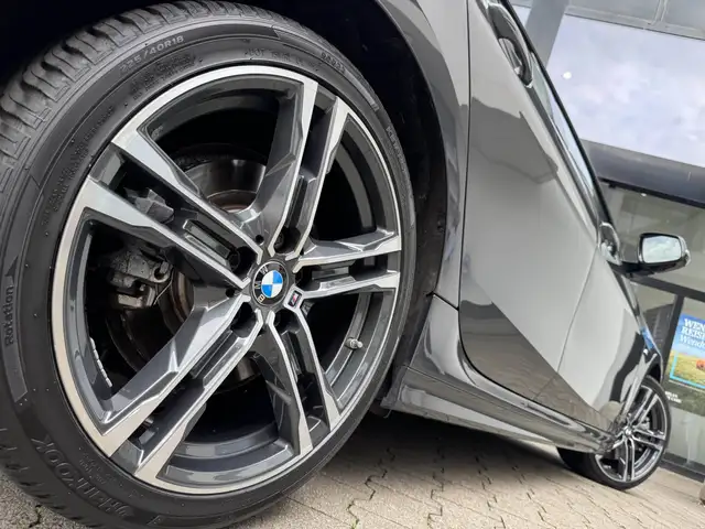 BMW I view 4