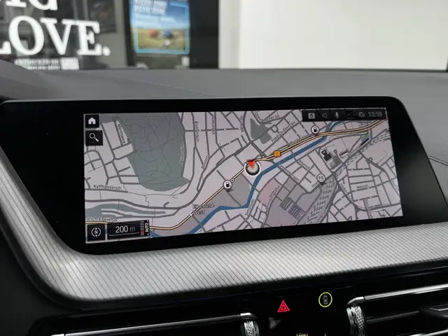 BMW I view 8