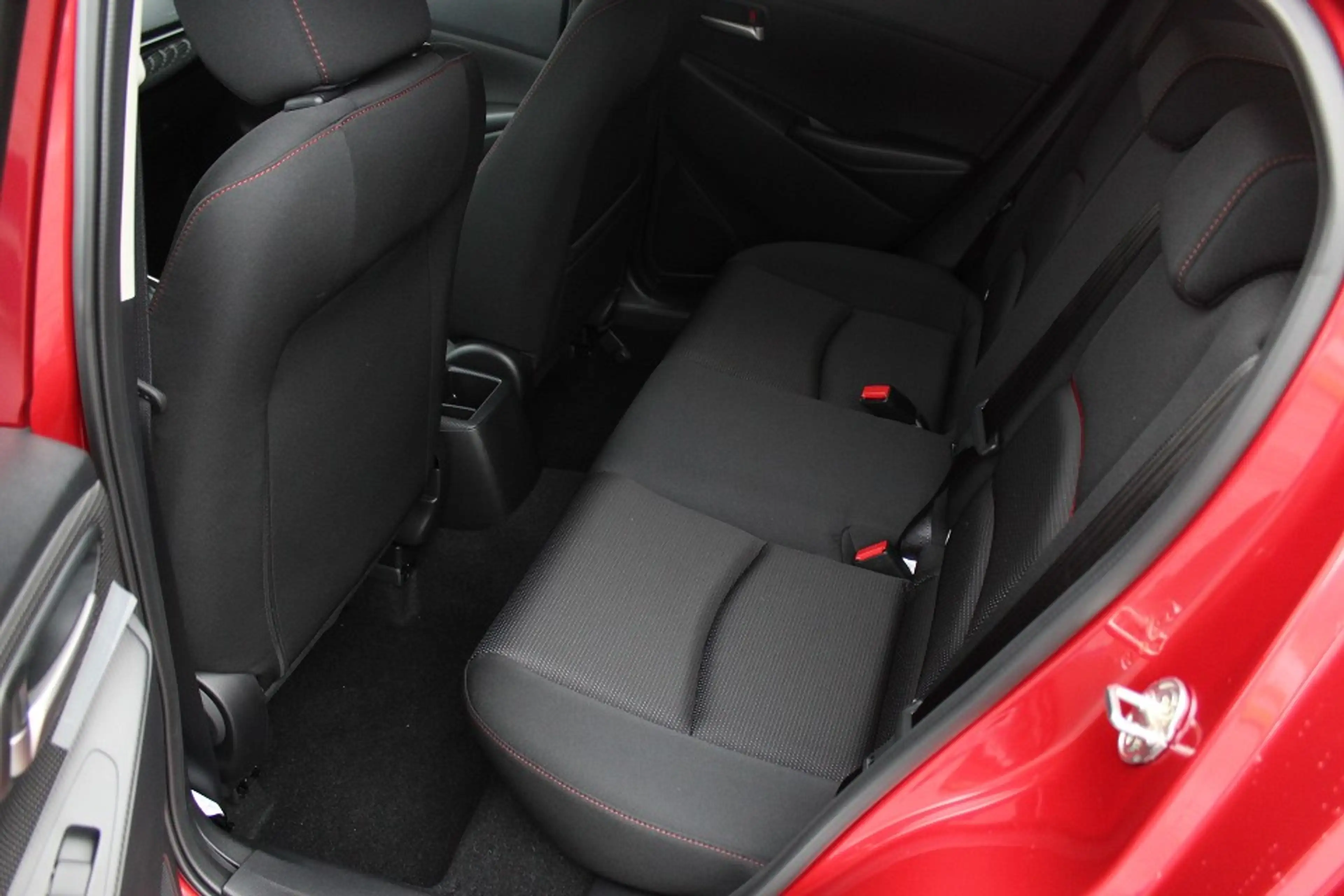Mazda 2 G-90 AT Homura TOU-P2 LED ACAA EPH SHZ LHZ RFK — photo 15