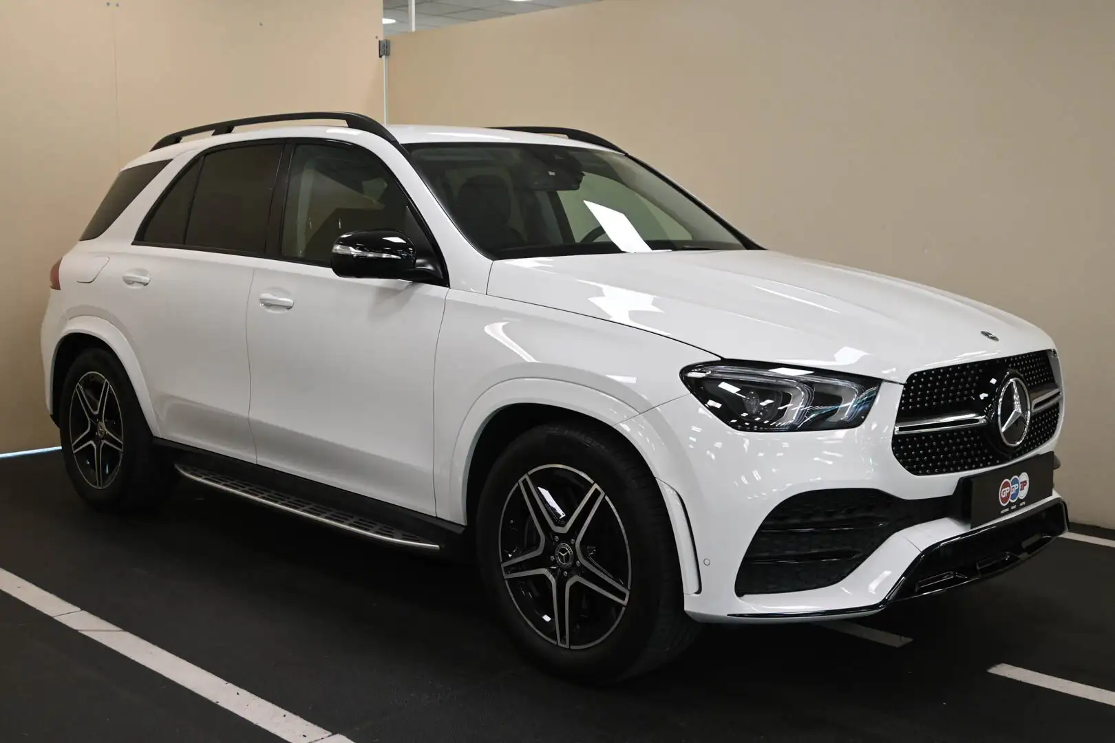 Mercedes-Benz GLE 350 GLE 350 de hybrid EQ-Power 4Matic Premium Night Bílá - 1