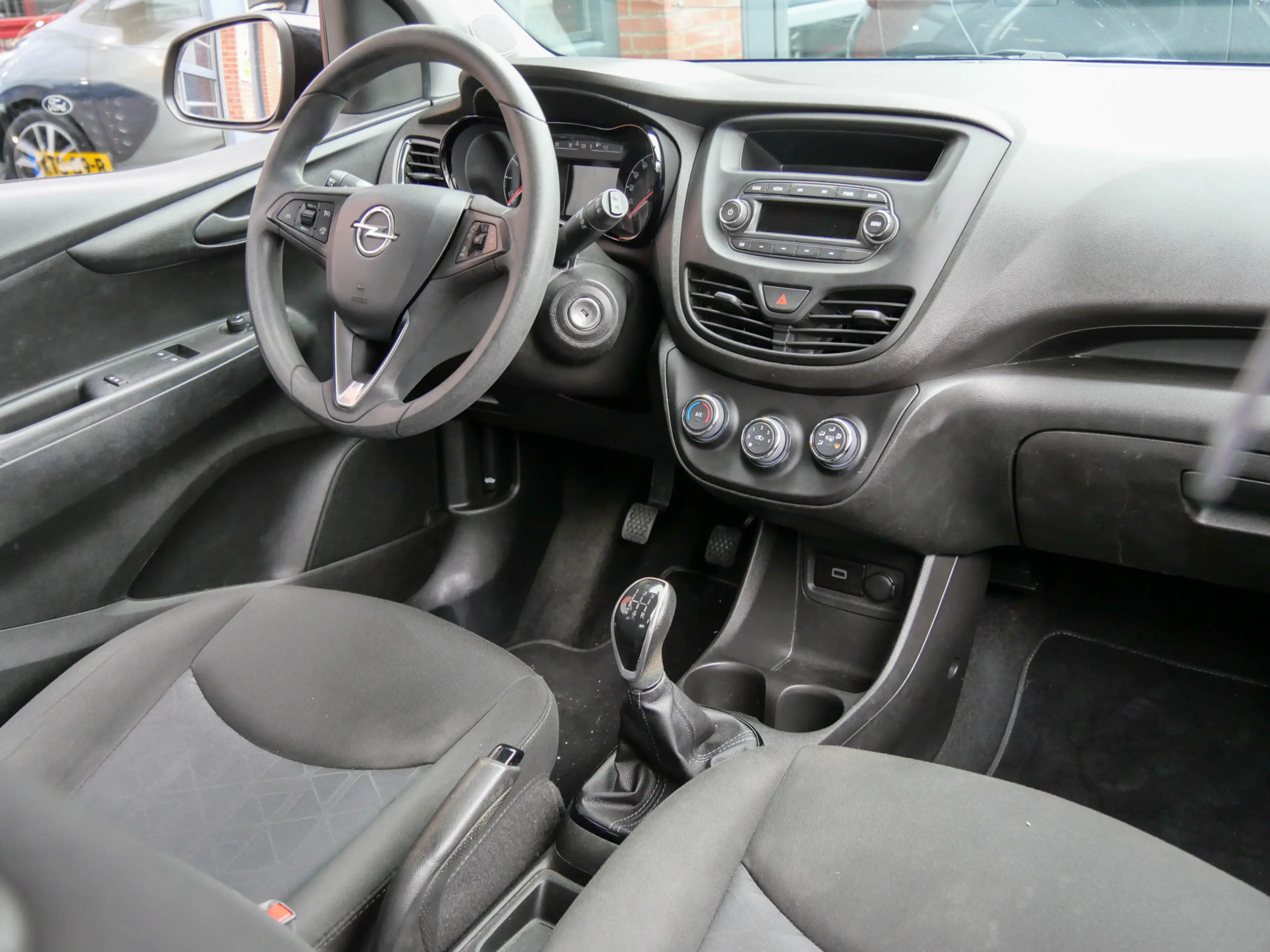 Opel Karl 1.0 ecoFLEX 120 Jaar Edition | AIRCO | CRUISE CONT — photo 3
