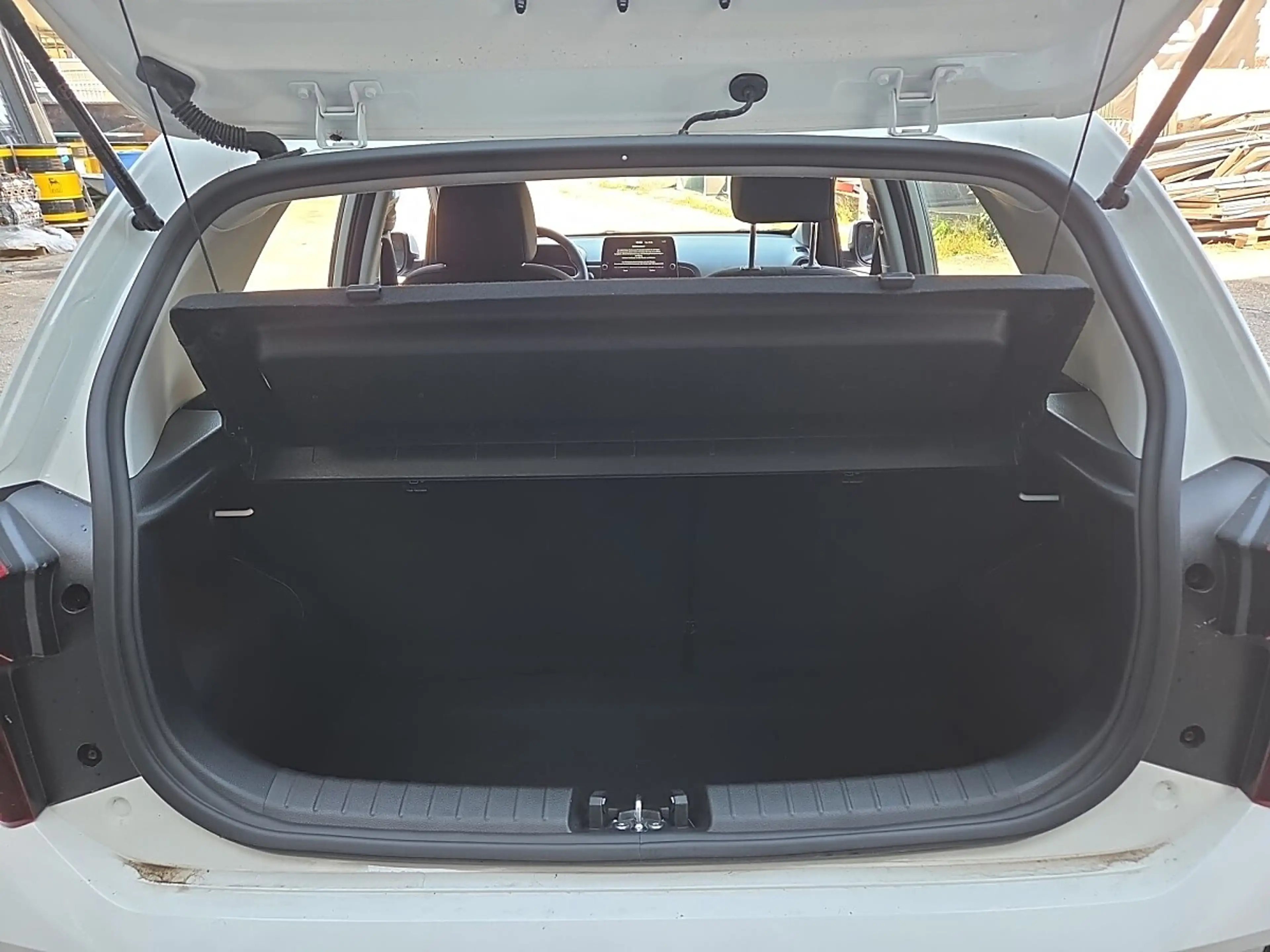 Kia Picanto 1,0 GDI Silber 4 Stz. — photo 9