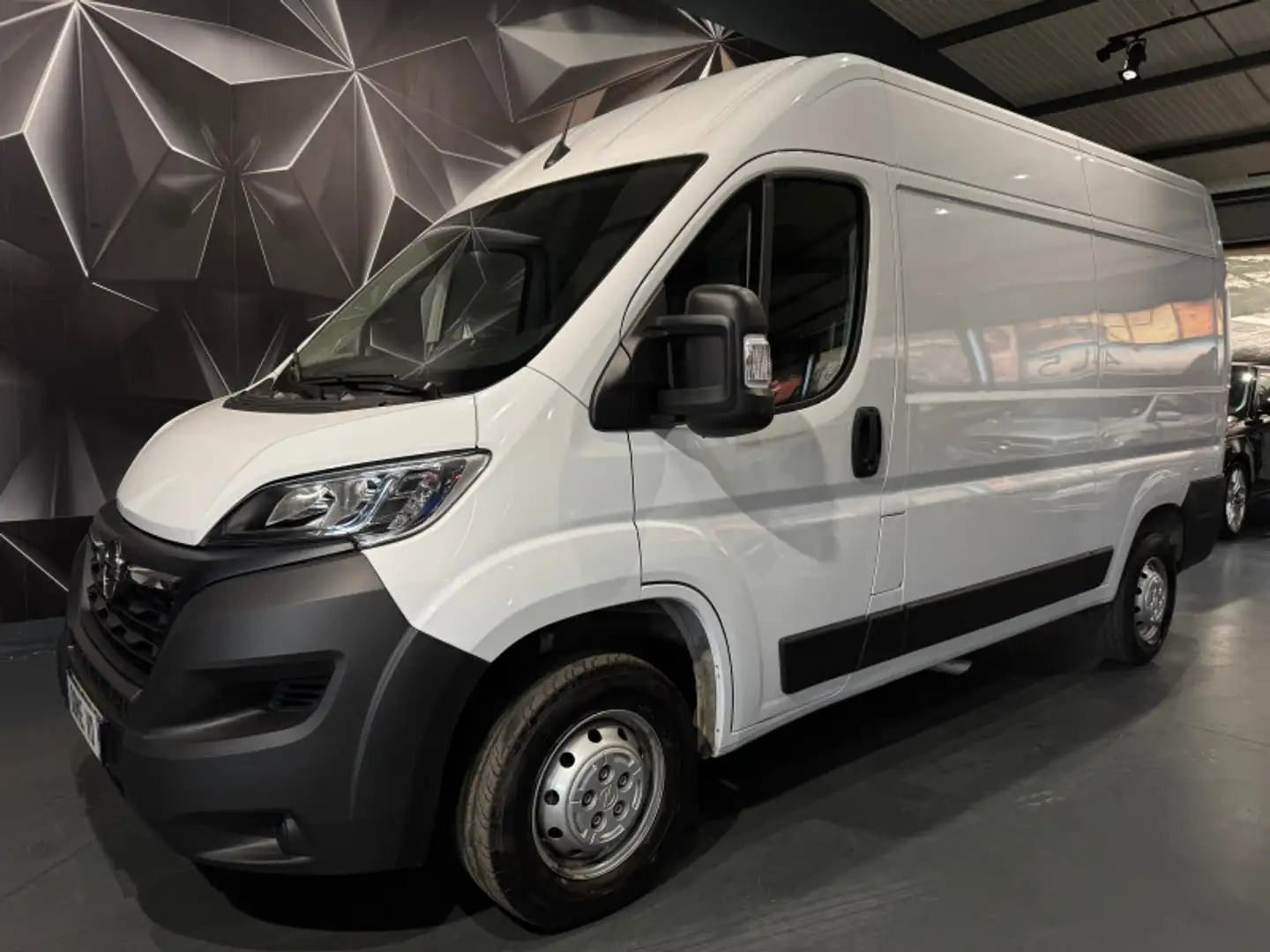 Opel Movano L2H2 2.2 140CH Blanc - 1