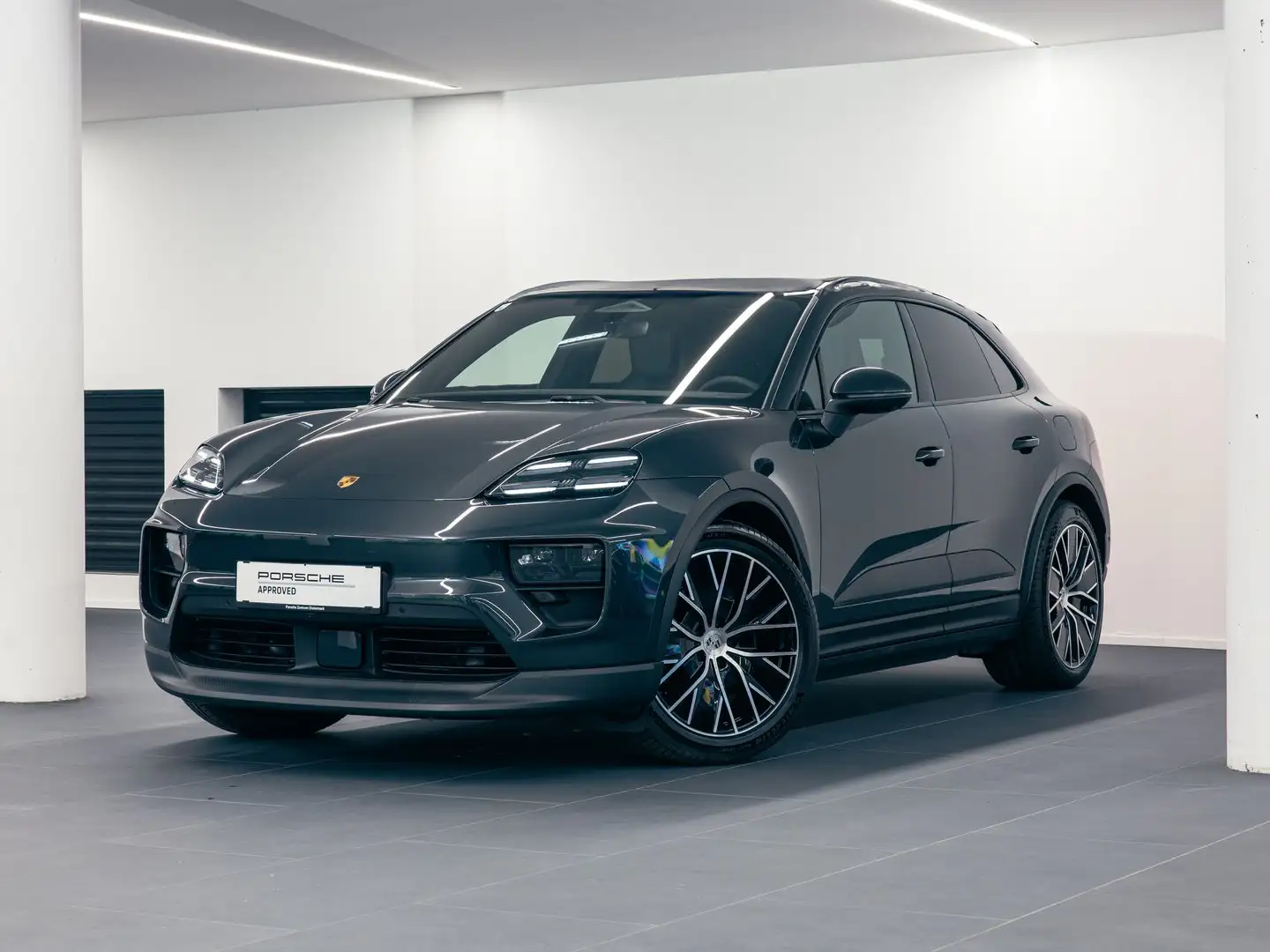 Porsche Macan 4 Grau - 1
