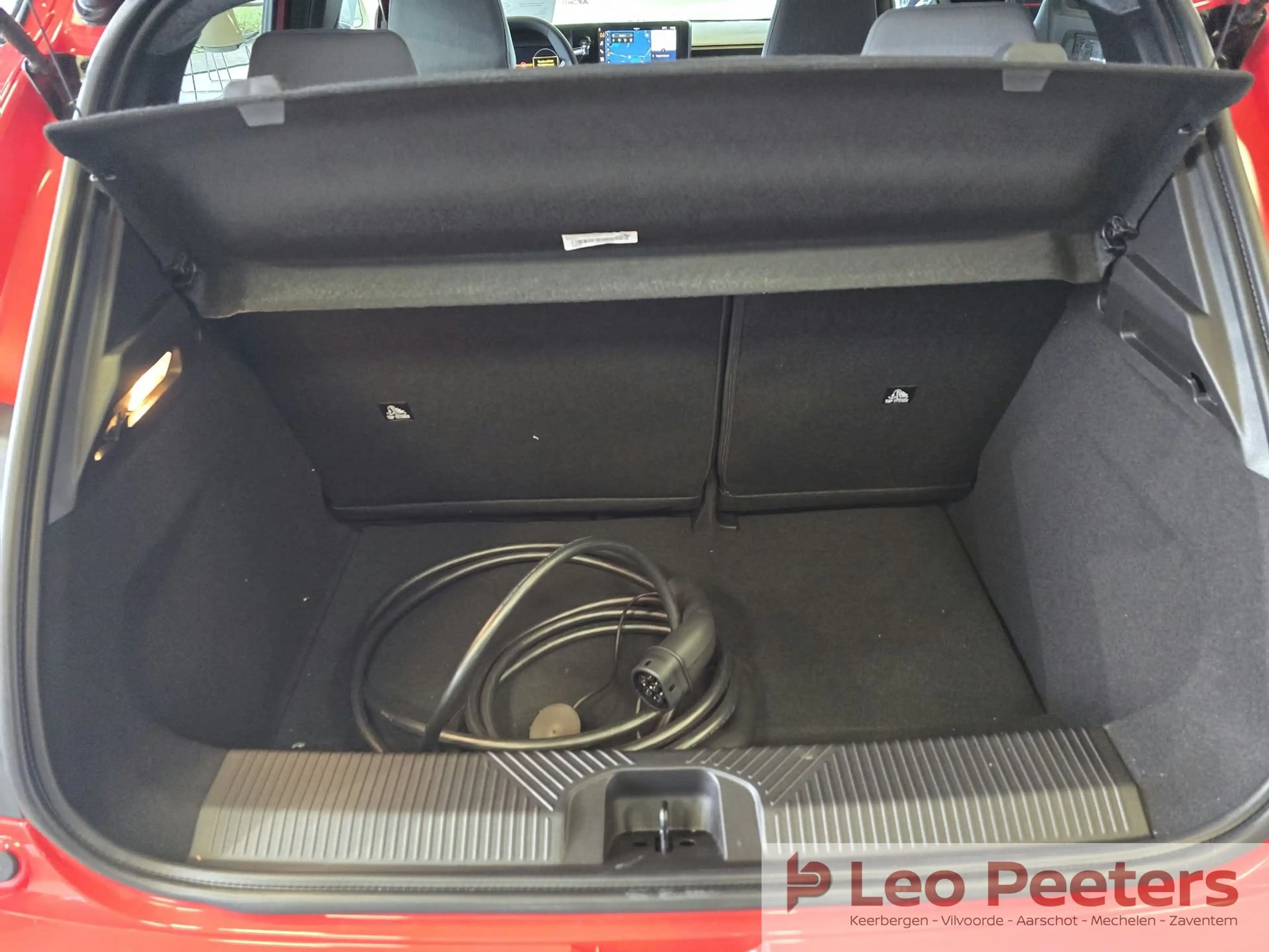 Nissan Micra 52 kWh Evolve — photo 8