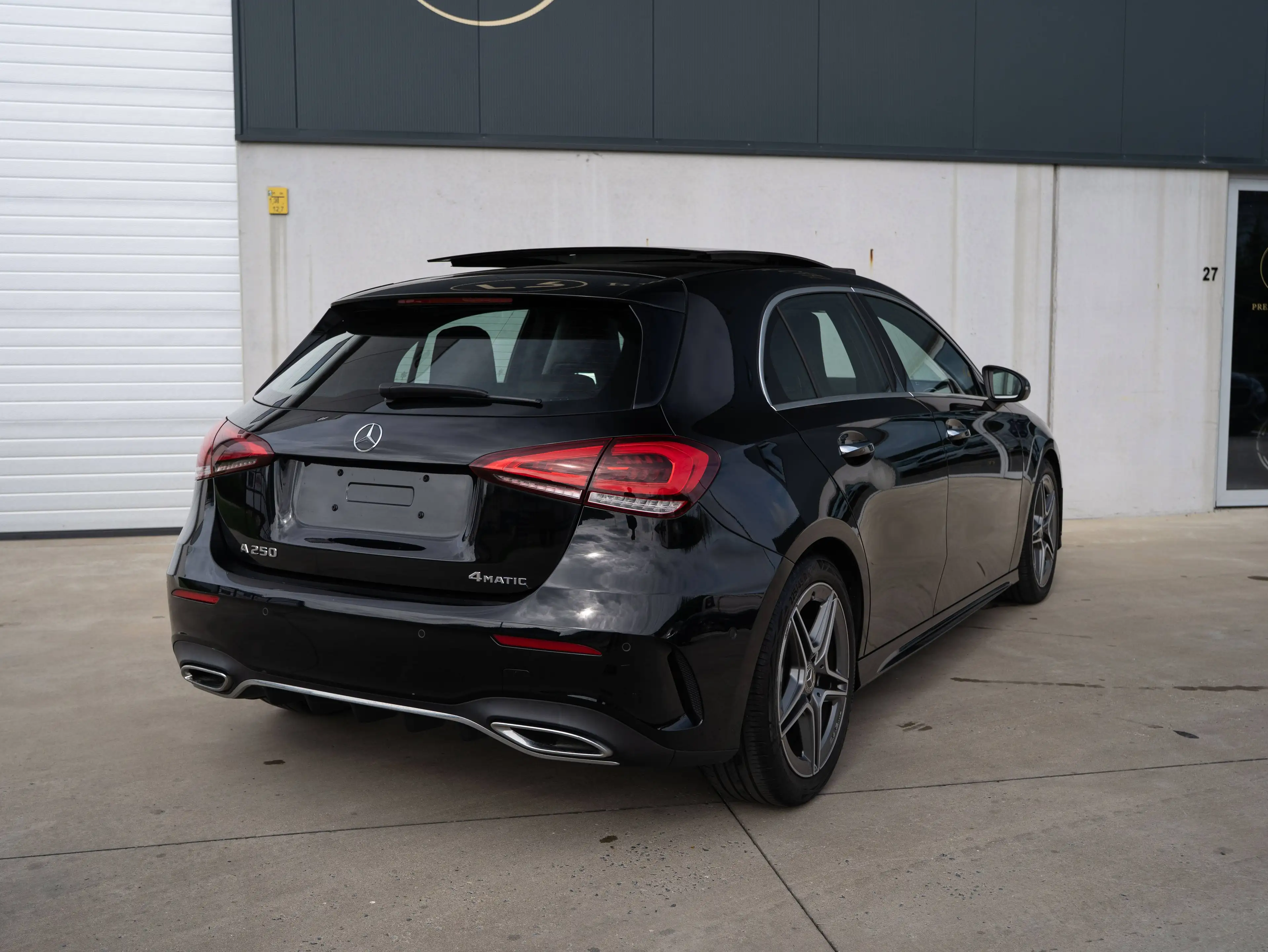 Mercedes-Benz A 250 4-Matic l AMG Line l Pano l Keyless l LED Dynamic l Sfeerverlichting — photo 12