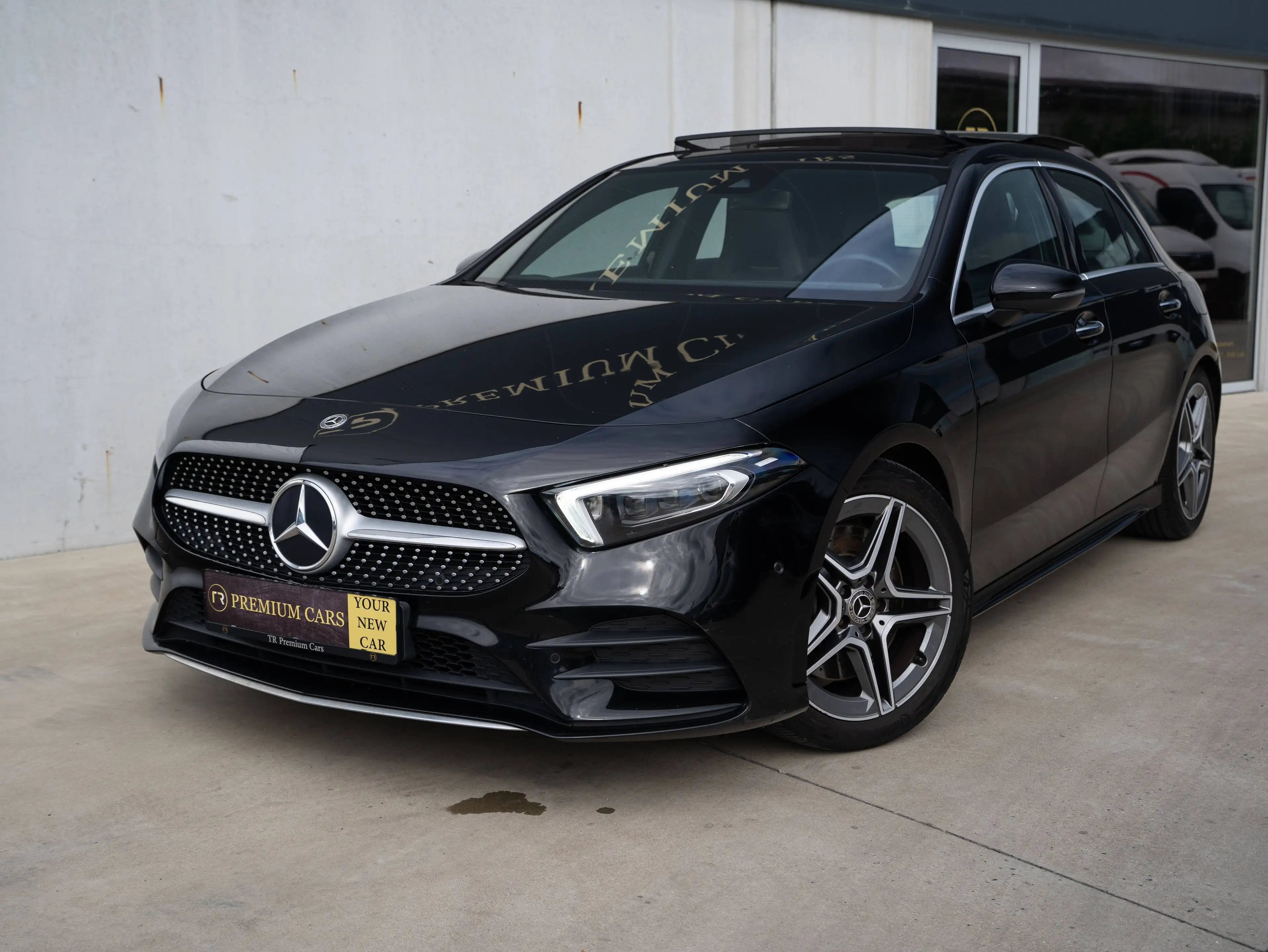 Mercedes-Benz A 250 4-Matic l AMG Line l Pano l Keyless l LED Dynamic l Sfeerverlichting — photo 3