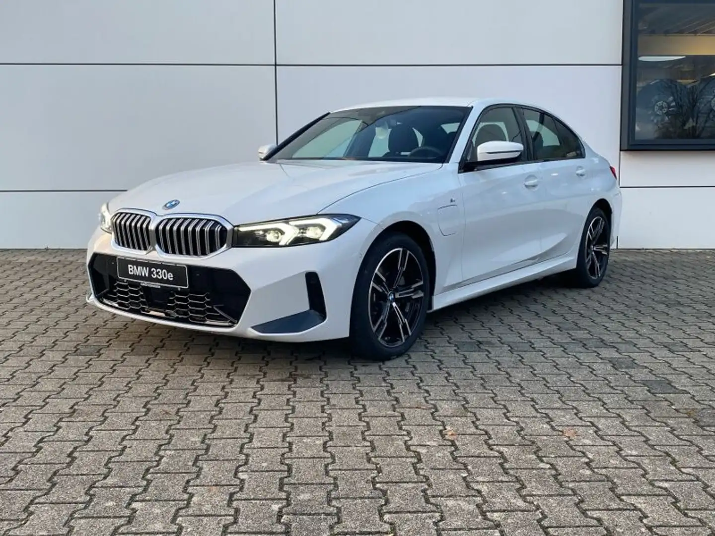 BMW 330 e Limousine M Sportpaket Vorführer-AKTION Fehér - 1
