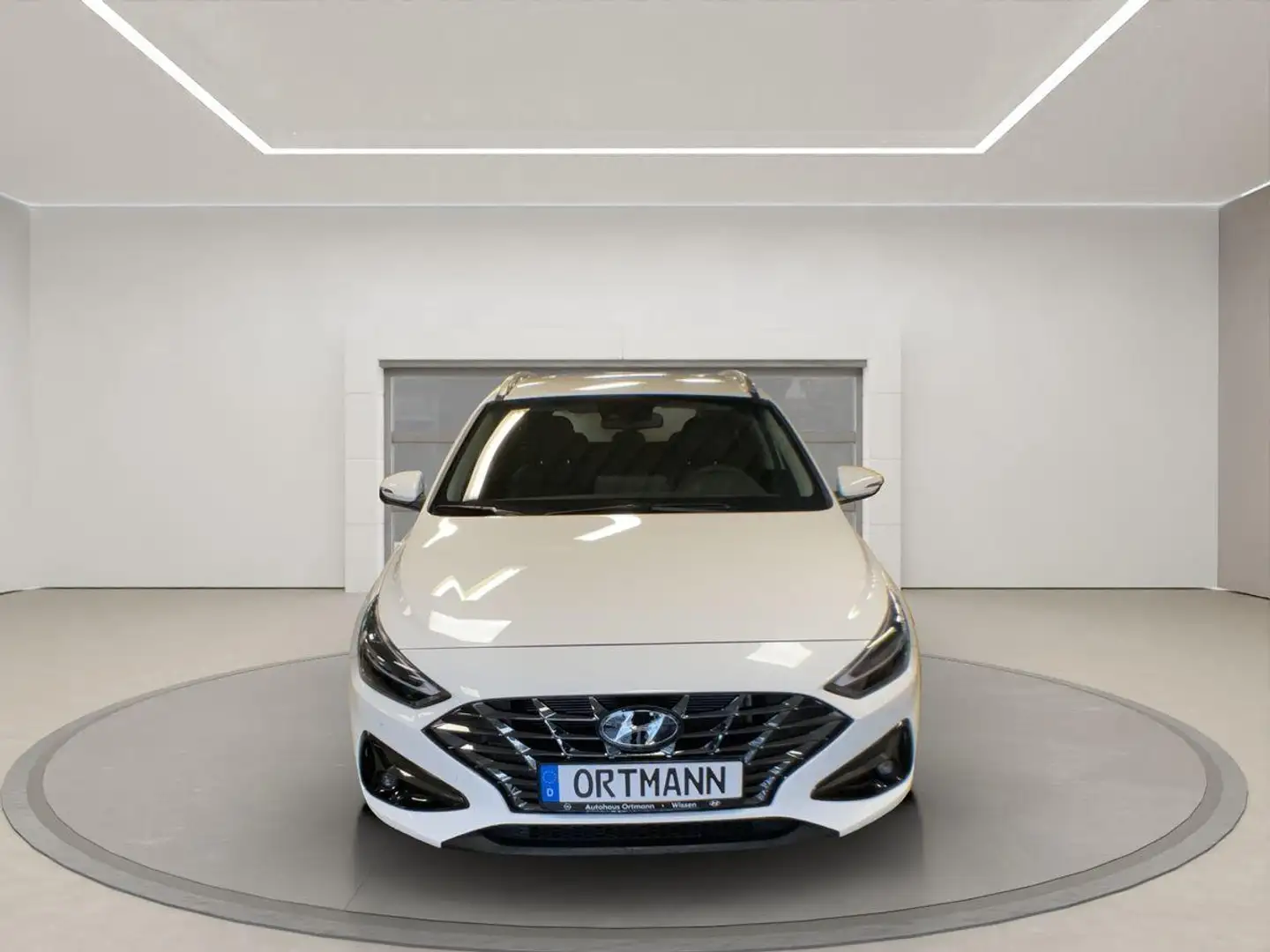 Hyundai i30 Kombi 1.5 Turbo "Prime" 2WD Automatik Weiß - 2
