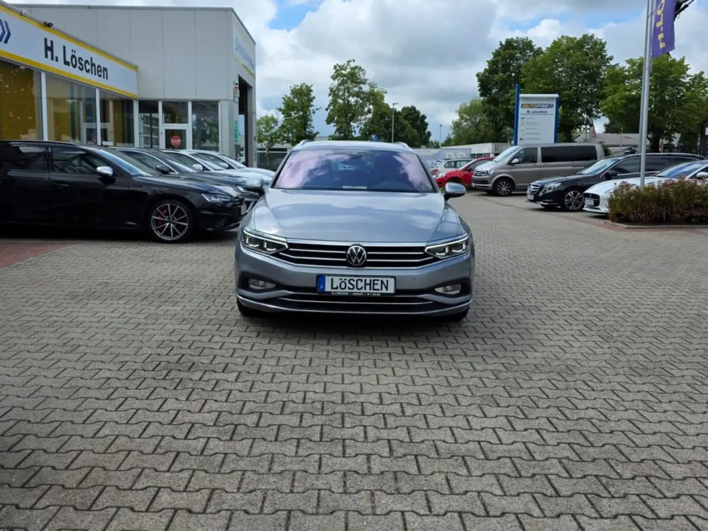 Volkswagen Passat Variant Elegance R-Line Harman/Kardon Silber - 2