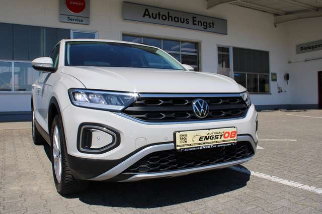 Volkswagen T-Roc Life 1.5 l TSI DSG AHK NAV LED Ladeboden Verkehrsz