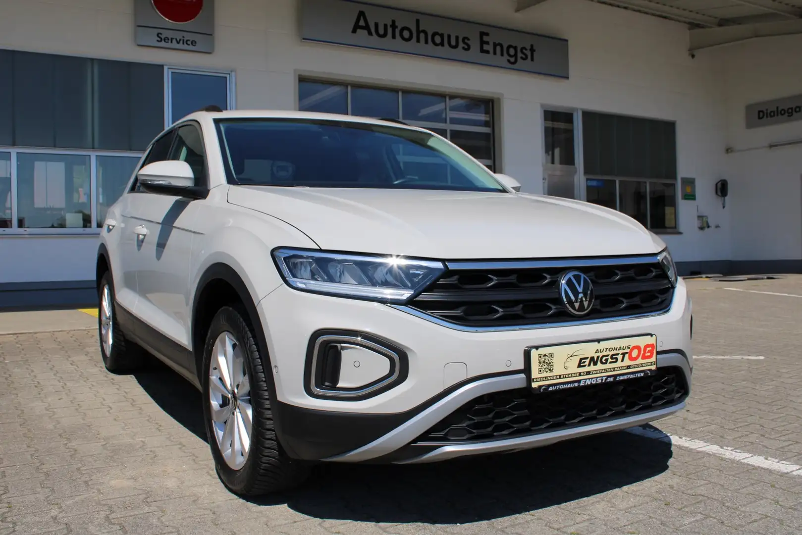 Volkswagen T-Roc Life 1.5 l TSI DSG AHK NAV LED Ladeboden Verkehrsz Gris - 1