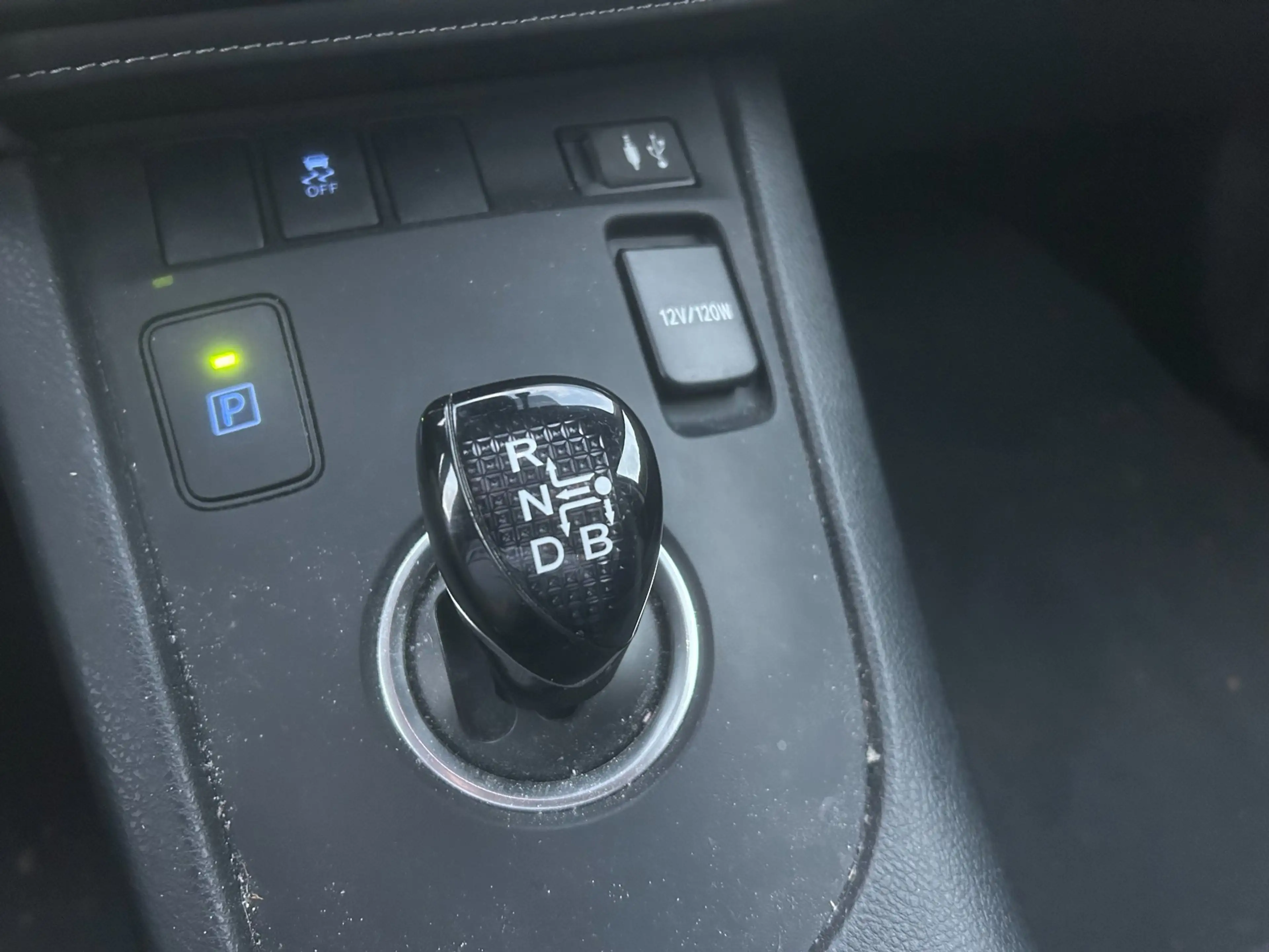 Toyota Auris 1.8 Hybrid Dynamic - Navi - Camera - 17 inch — photo 13