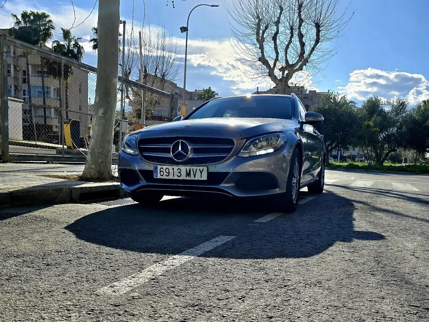Mercedes-Benz 180 bluetech Gris - 1