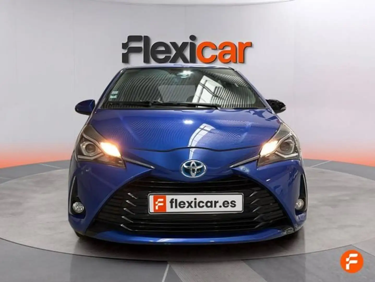 Toyota Yaris 120H 1.5 Business Plus Azul - 2