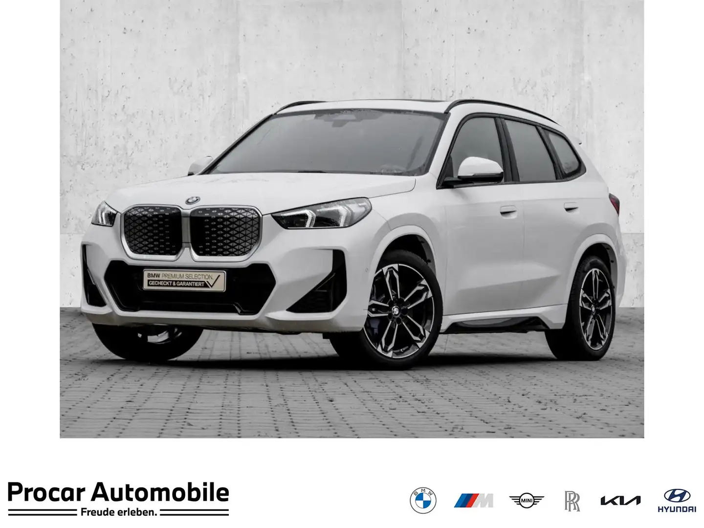 BMW iX1 xDrive30 M SPORT+H/K+AHK+PANO+DA+PA Blanc - 1