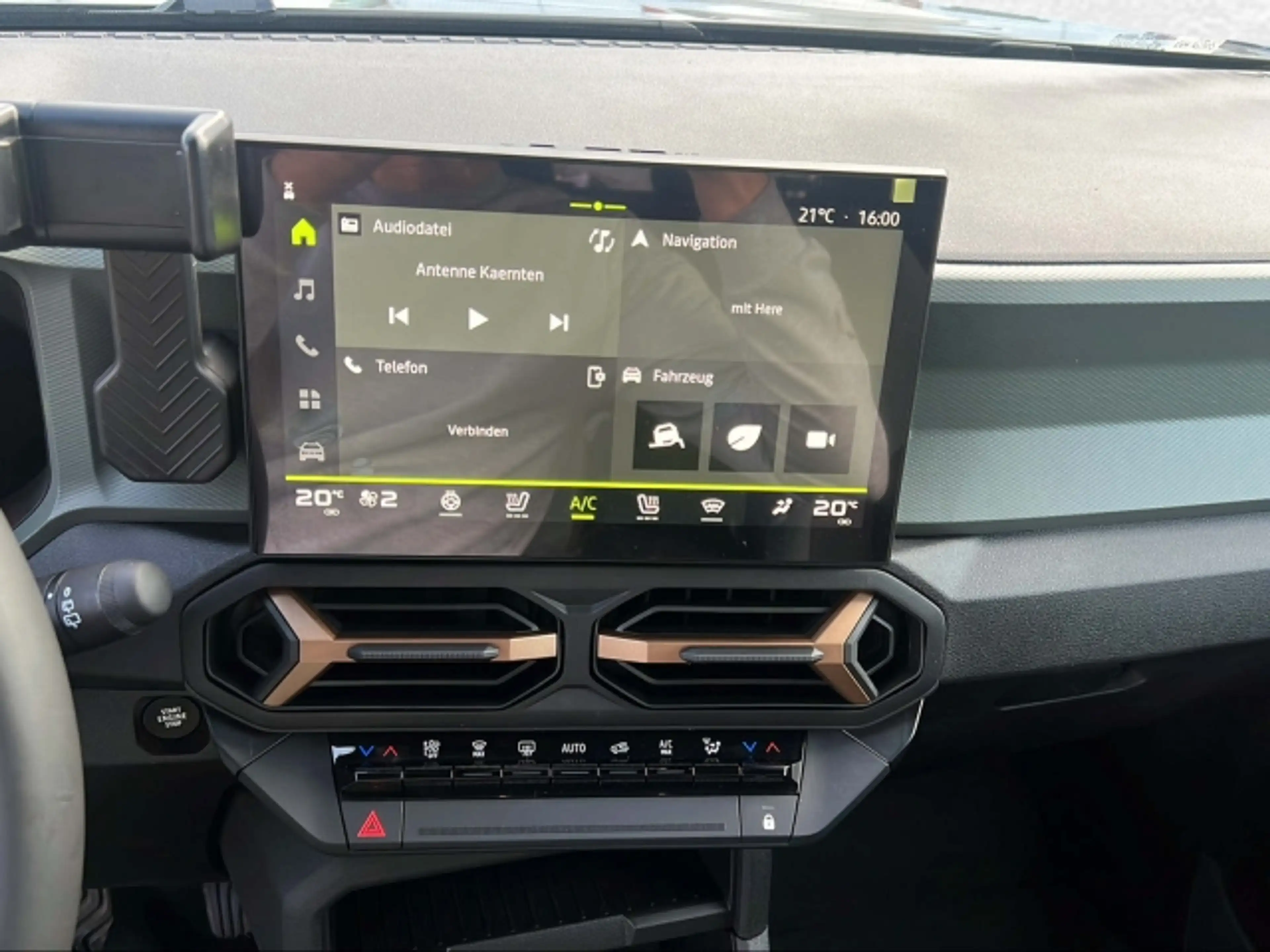 Dacia Bigster BIGSTER Extreme Mild Hybrid 140 — photo 9