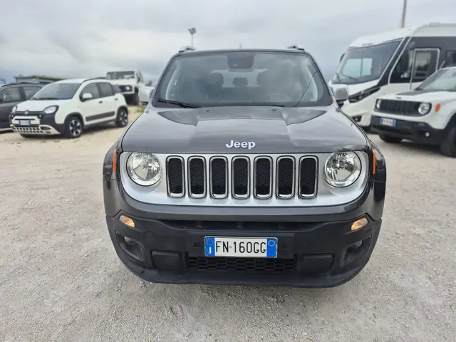 Jeep Renegade view 6