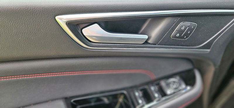 Ford S-Max ST-Line AWD  Leder Standheiz,19zoll — photo 12