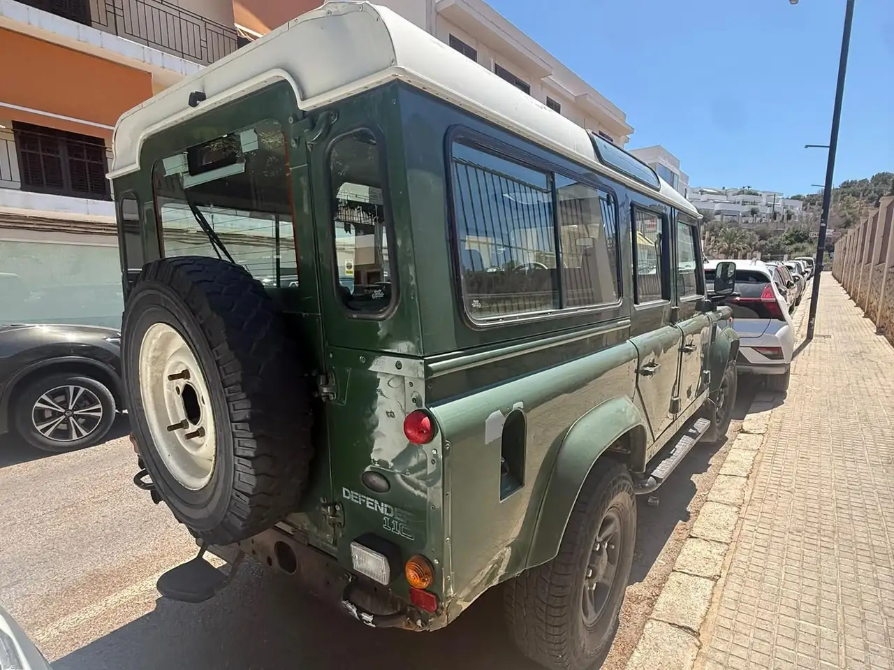 Land Rover Defender 110 TDI SW, foto 4