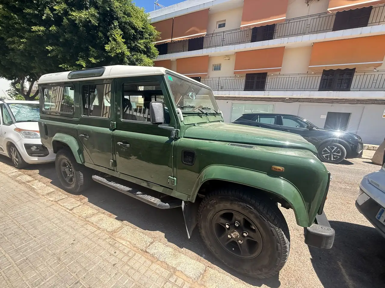 Land Rover Defender 110 TDI SW, foto 7