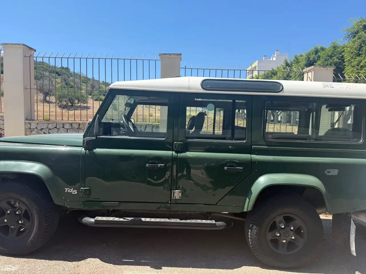 Land Rover Defender 110 TDI SW, foto 3
