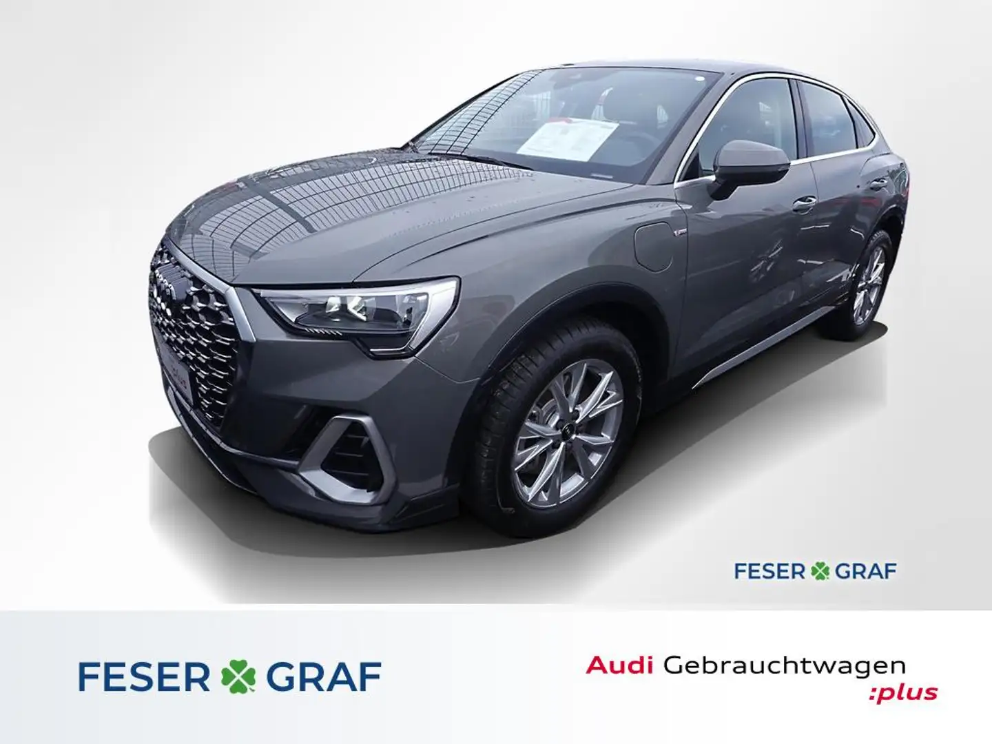 Audi Q3 Sportback 45 TFSI e S Line Ext Navi,AHK,Sports. Grijs - 1