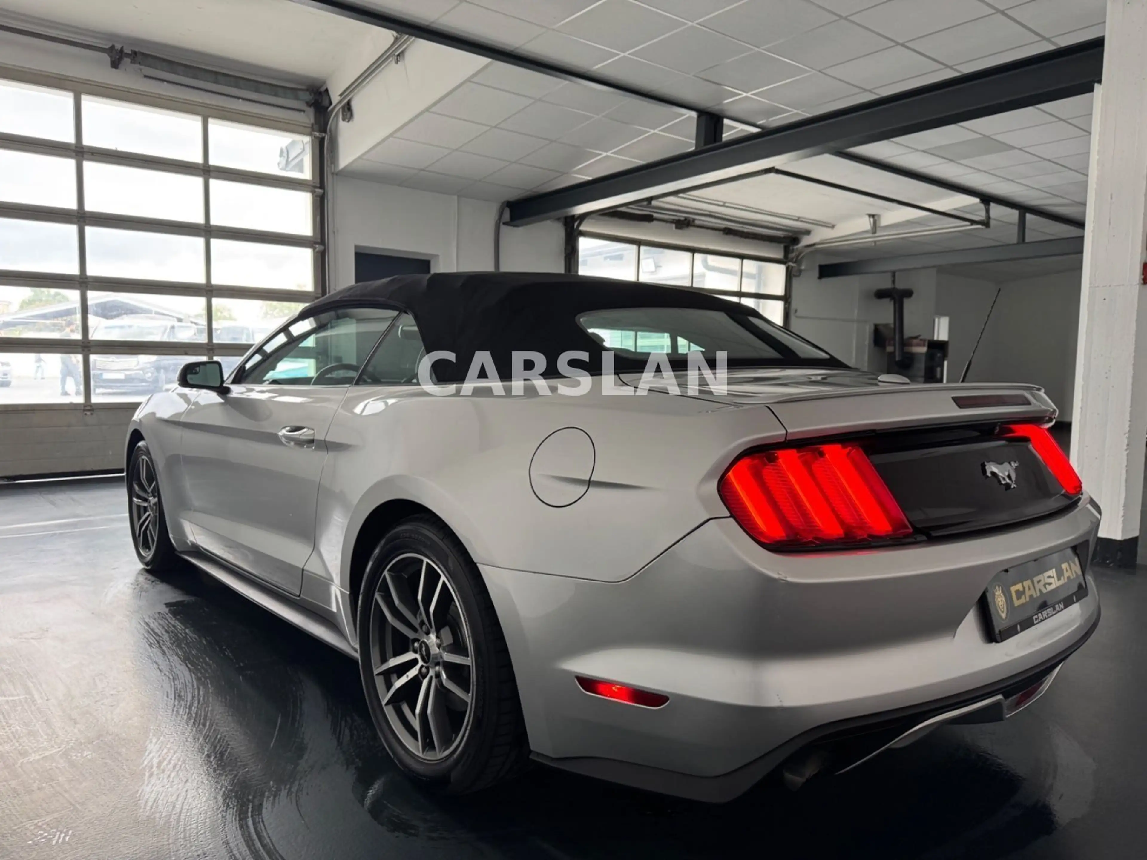 Ford Mustang 2.3 CABRIO LED+NAVI+LEDER+R.KAM+SBL+SHZ — photo 13