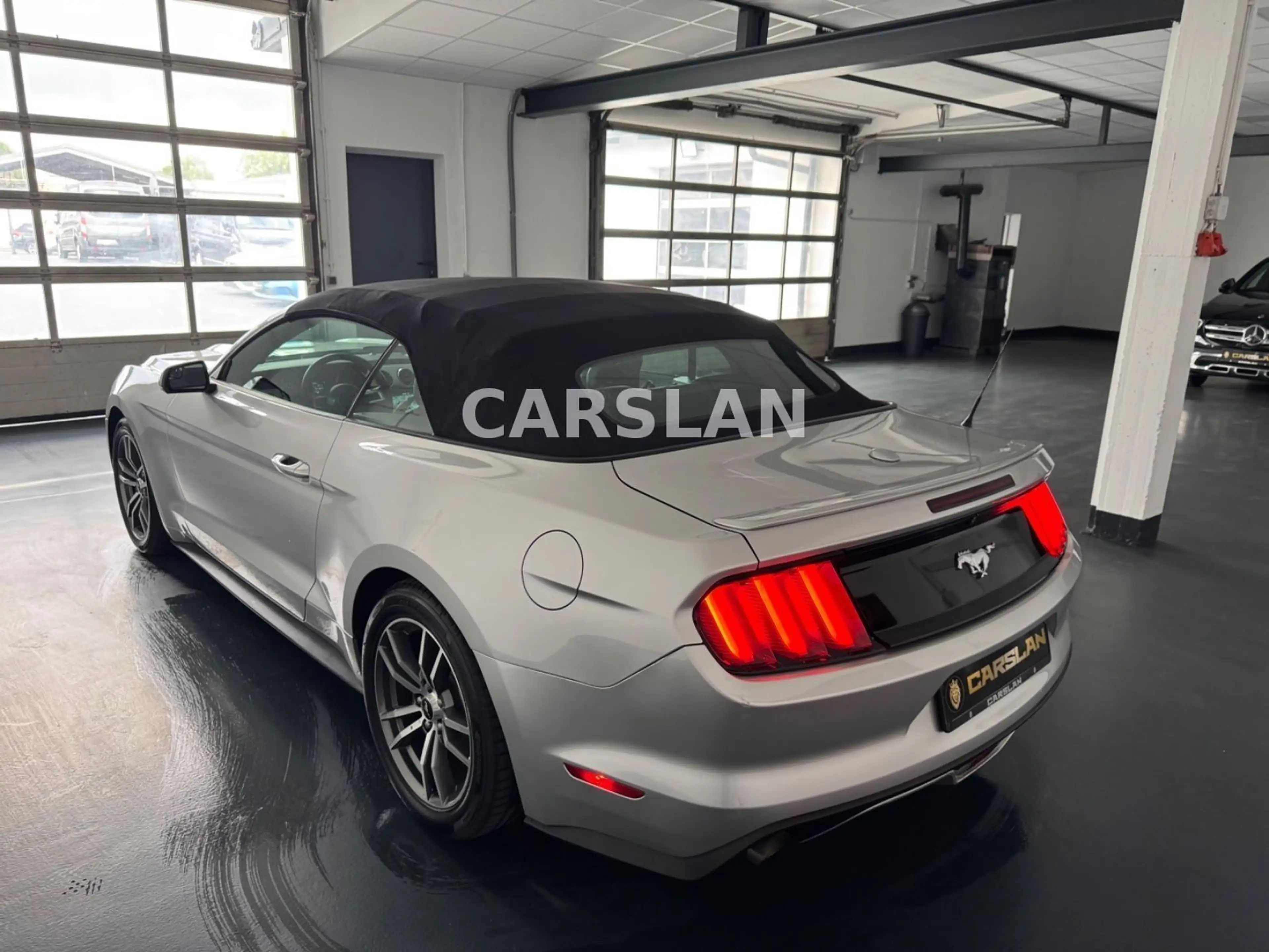 Ford Mustang 2.3 CABRIO LED+NAVI+LEDER+R.KAM+SBL+SHZ — photo 10