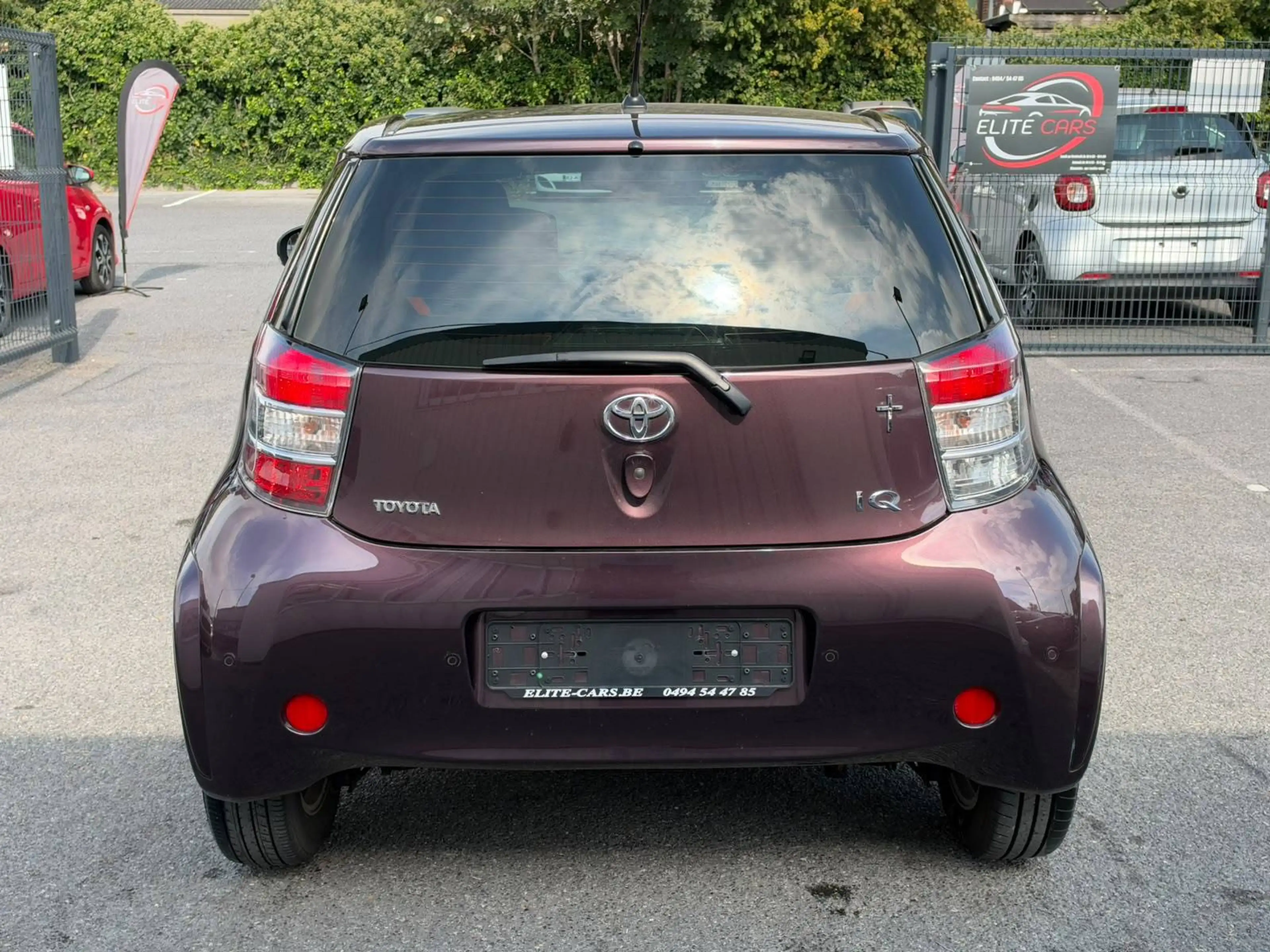 Toyota iQ iQ 1.0i VVT-i / AUTOMATIQUE / CLIM / PDC / LEZ OK !! — photo 7